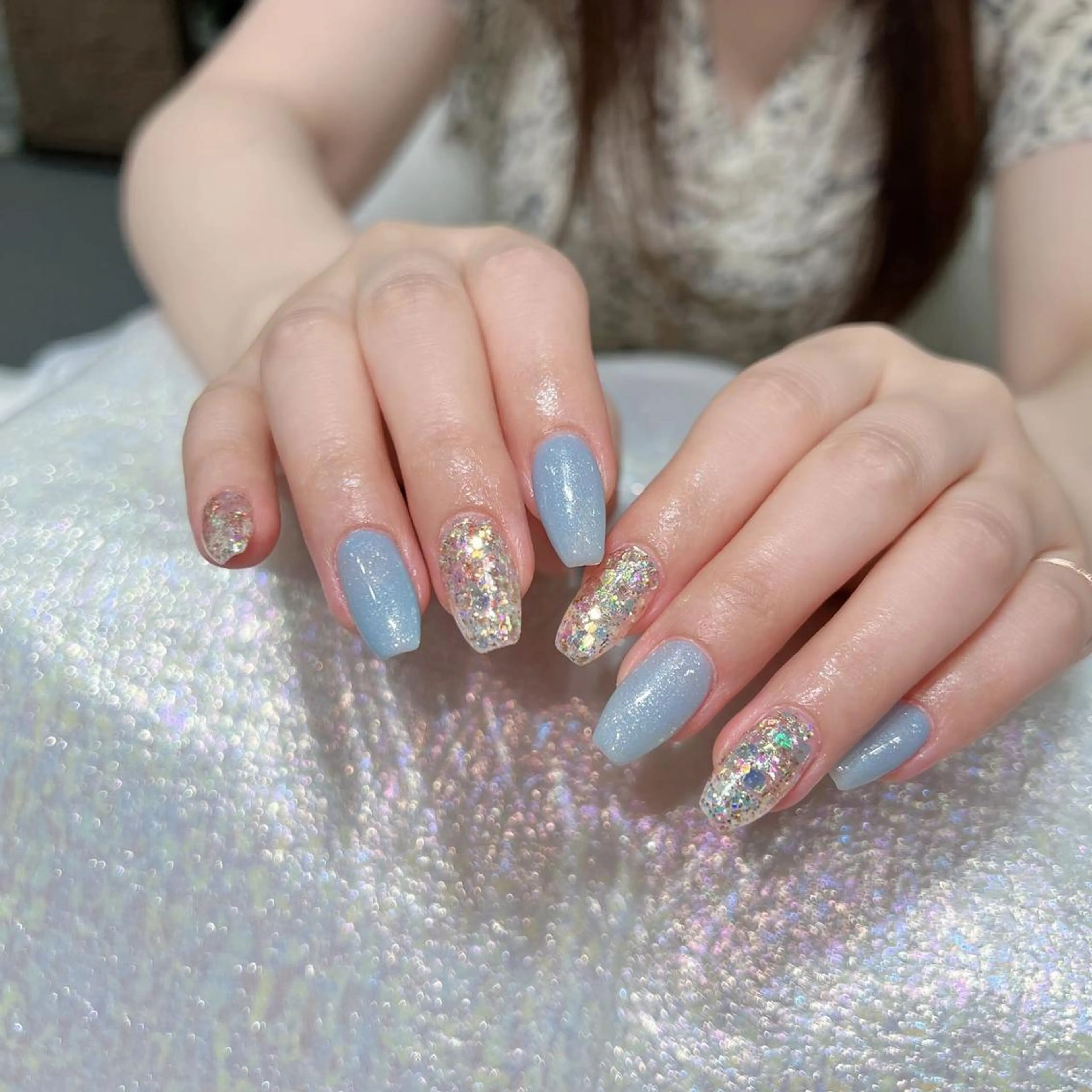 ネイル ホログラムネイル Queens ゲンのネイルデザイン