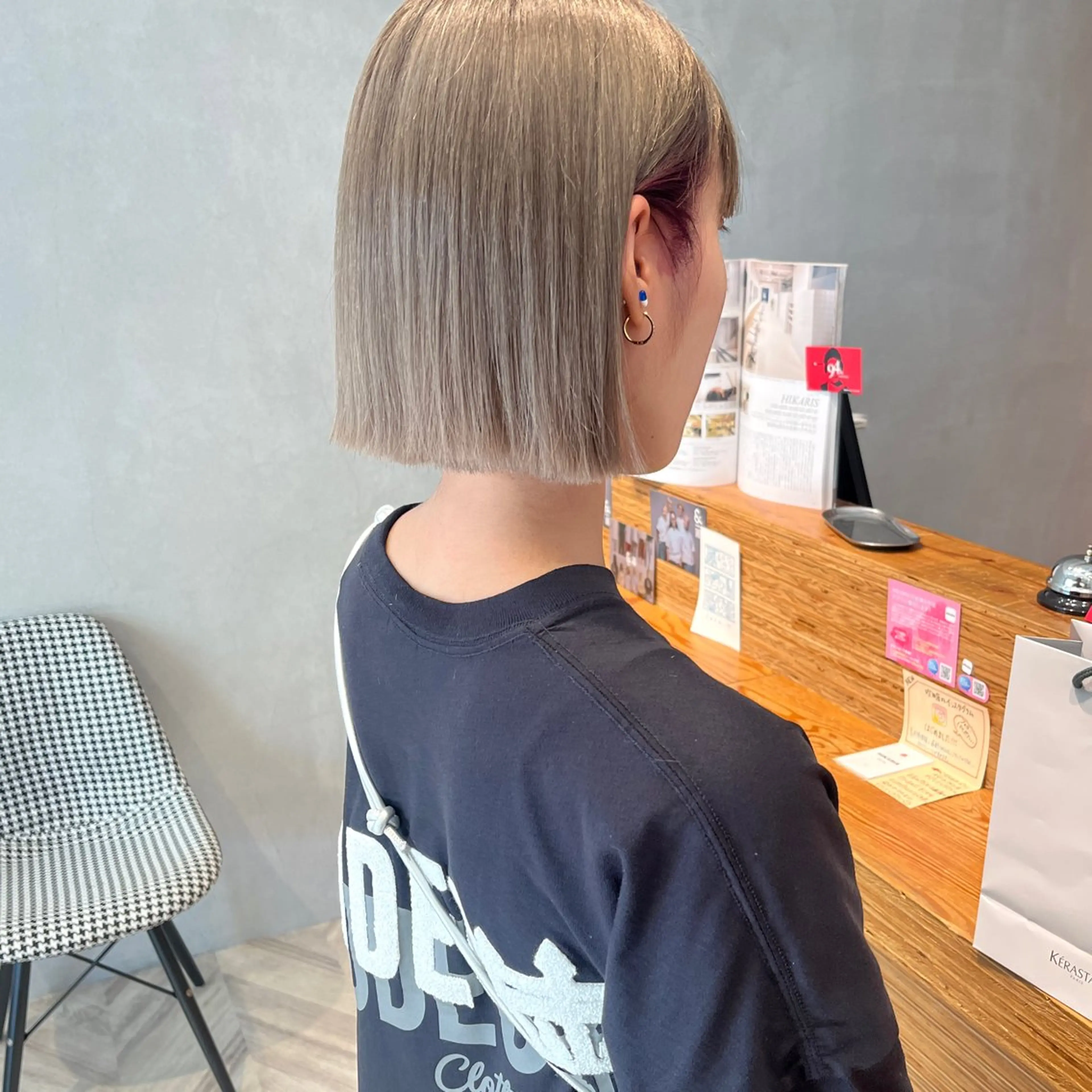 ショート パープルカラー ボブ カット ヘアカラー ボブ/透明感カラー /坂口恵梨子のヘアスタイル