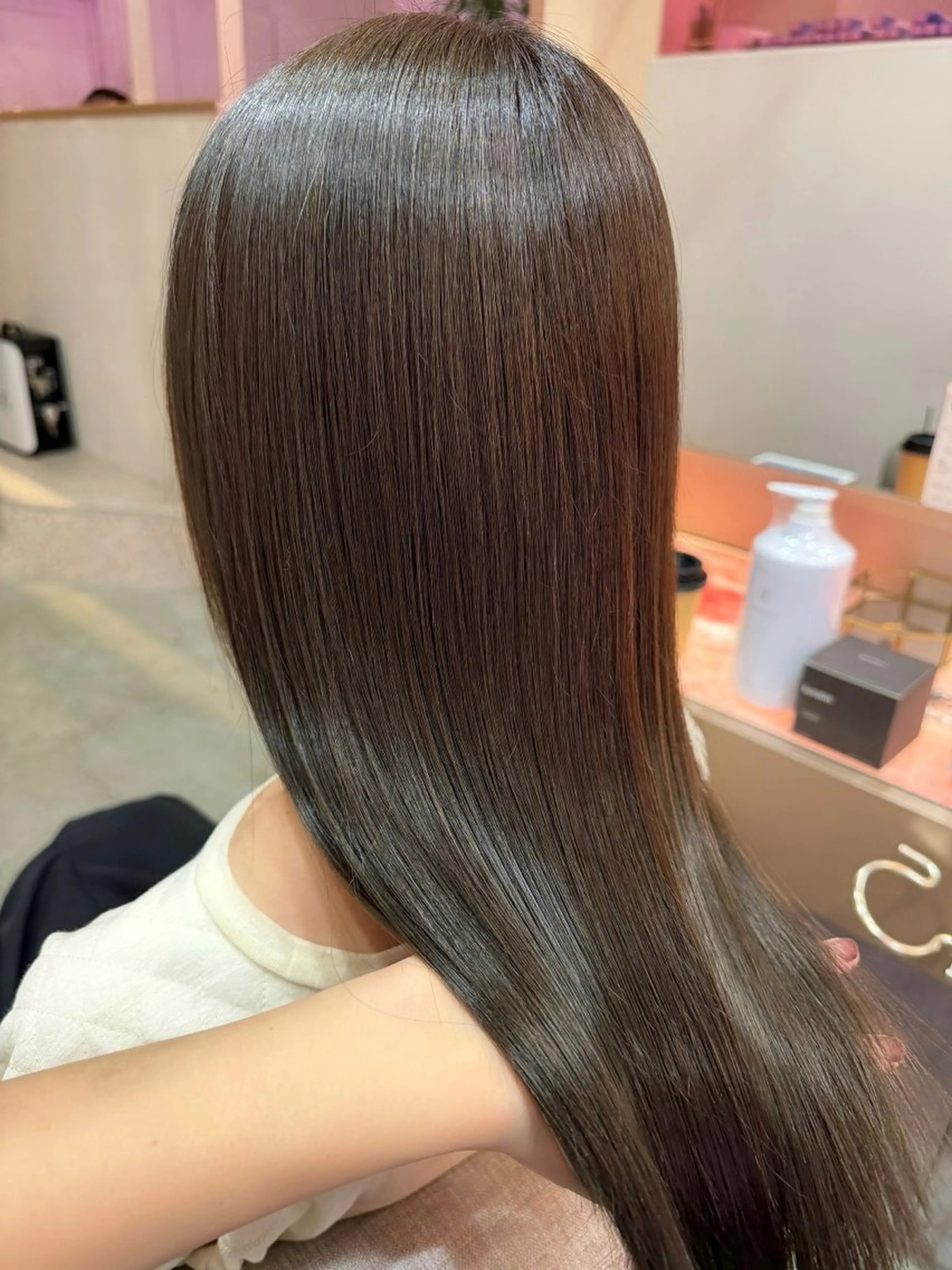 [29歳以下対象＊既存のみ年齢問いません]透明感・艶🌟イルミナカラー×2stepトリートメントの写真