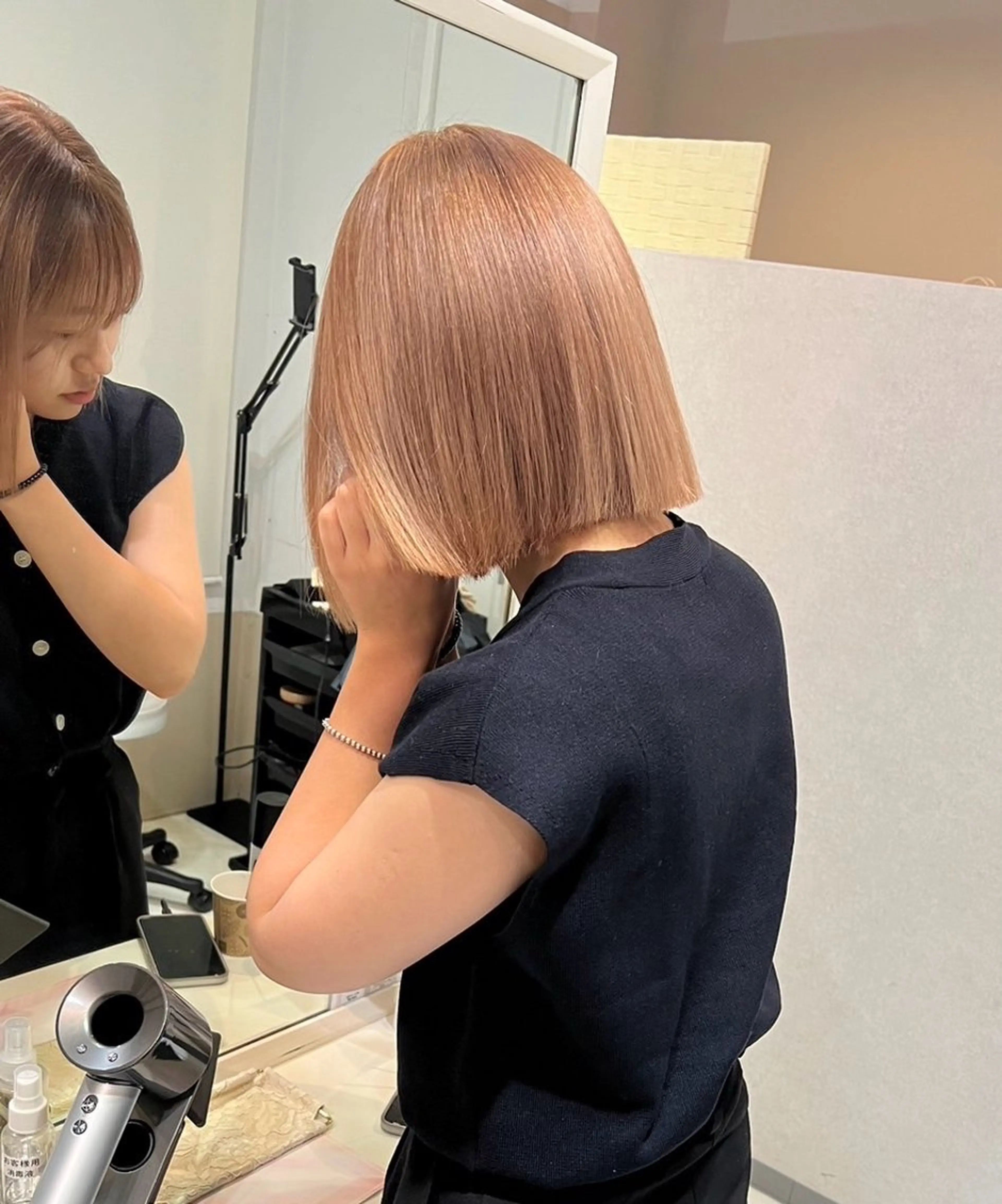 ショート カラー 赤み無し柔らかカラー 【梅田】madokaのヘアスタイル