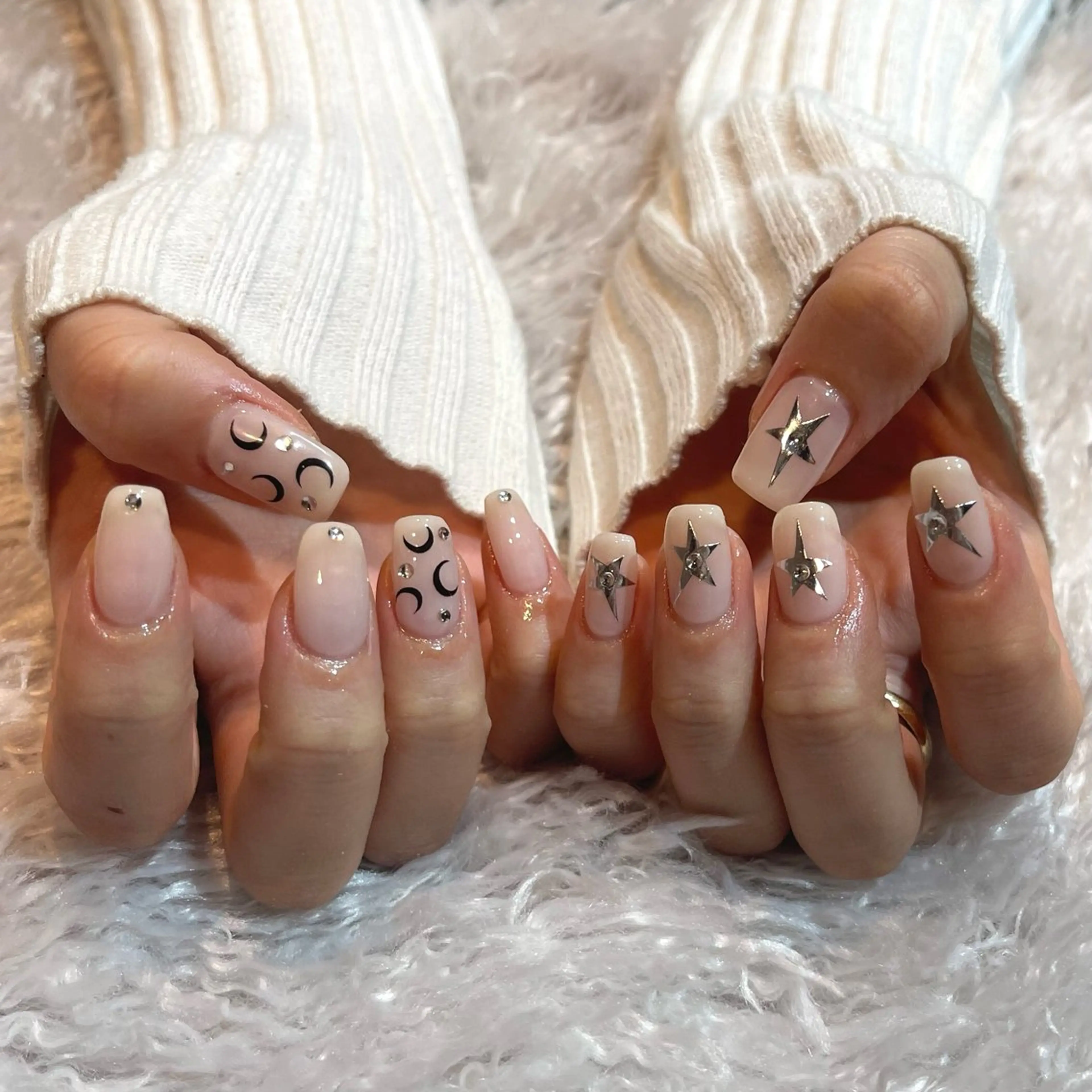 ネイル ハンドネイル Renatus🤍 MISUZUのネイルデザイン