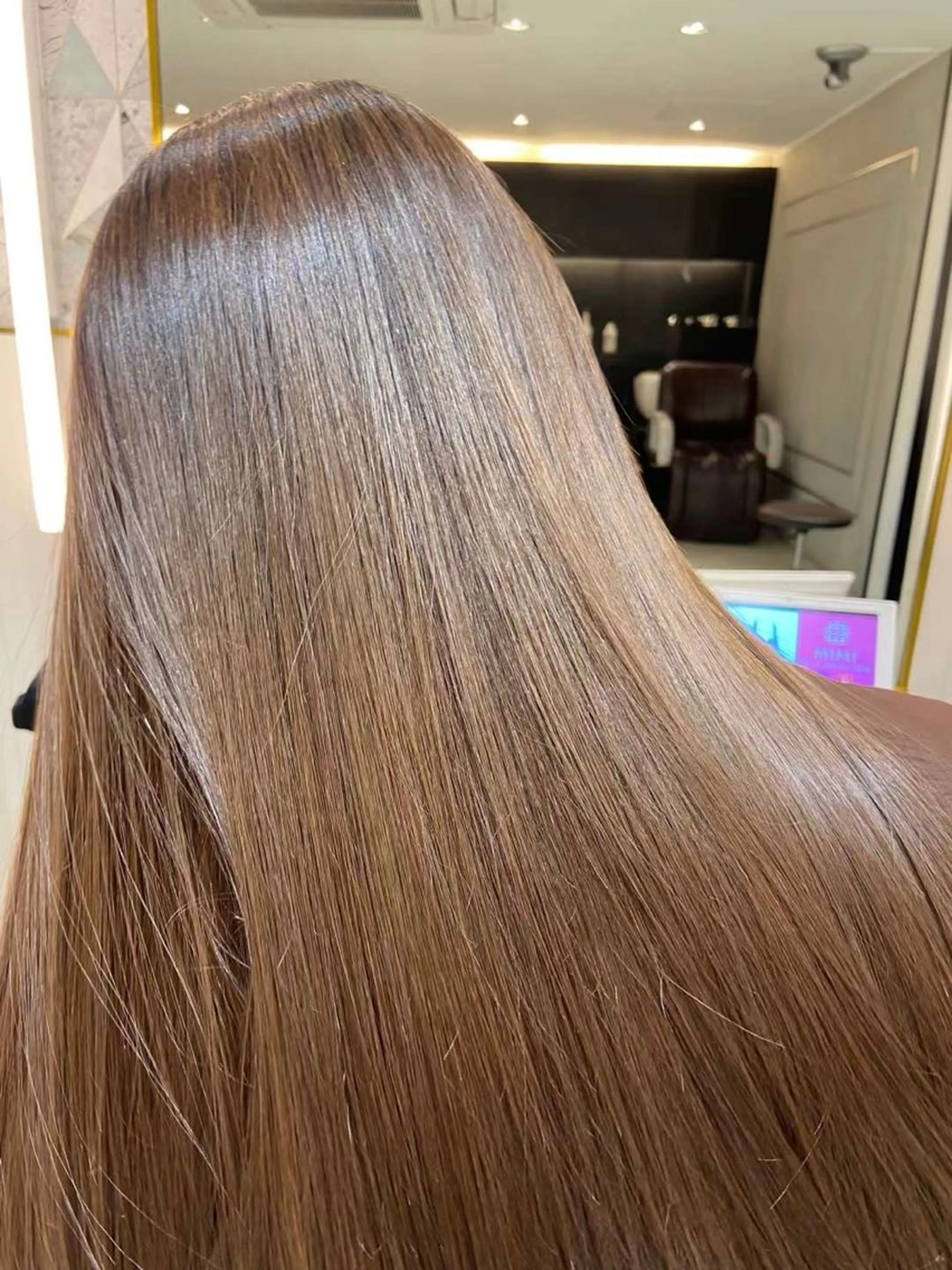 ロング トリートメント 李 文のヘアスタイル