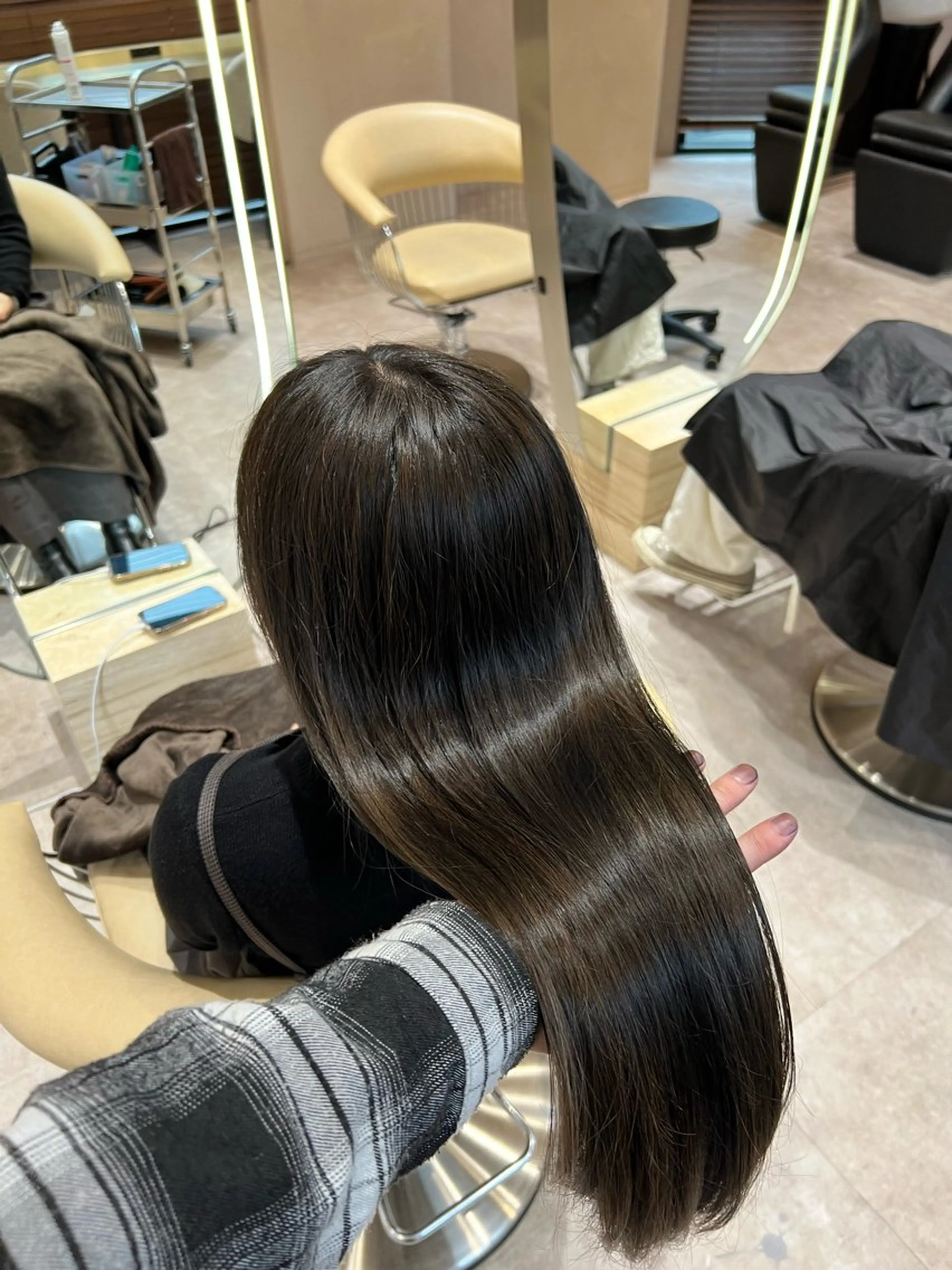 ミディアム カラー カット ヘアカラー 縮毛矯正 トリートメント ✨髪質改善 縮毛矯正 艶髪 立川 コウキ✨のヘアスタイル