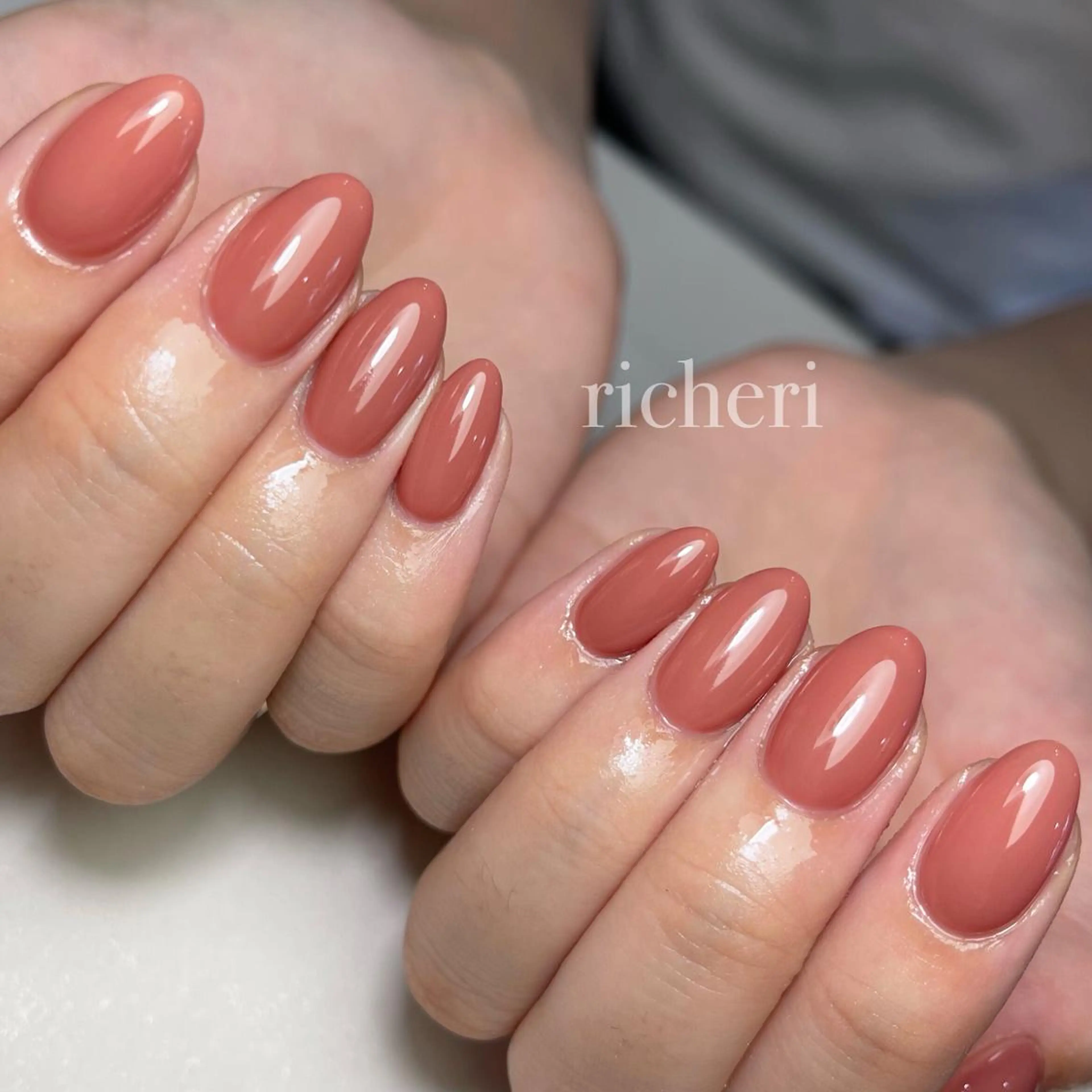 ミディアム ネイル ハンドネイル richeri beautyのエステ・リラクイメージ