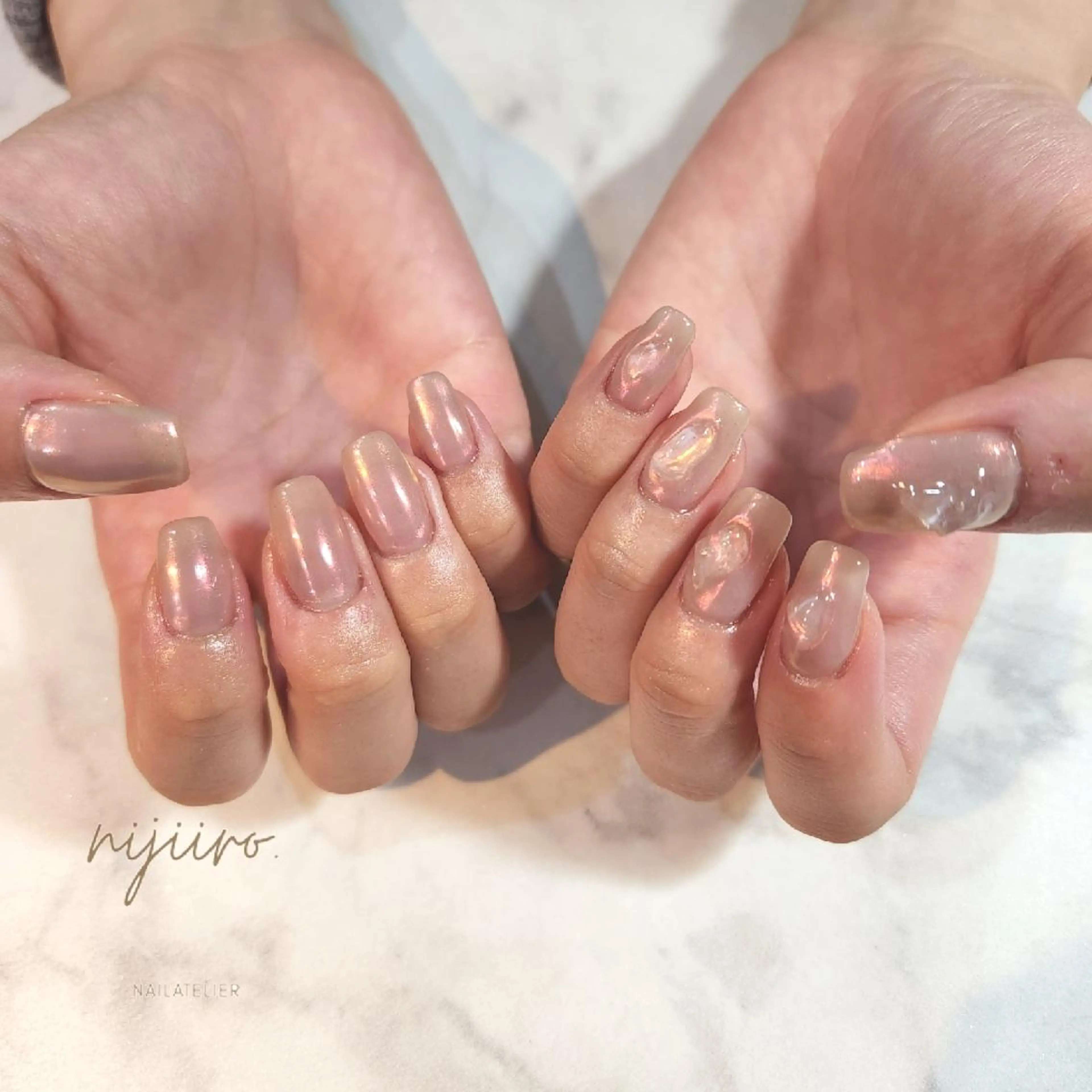 ネイル ハンドネイル nailatelier nijiiro.所属・nijiiro🌈 サトウのネイルデザイン
