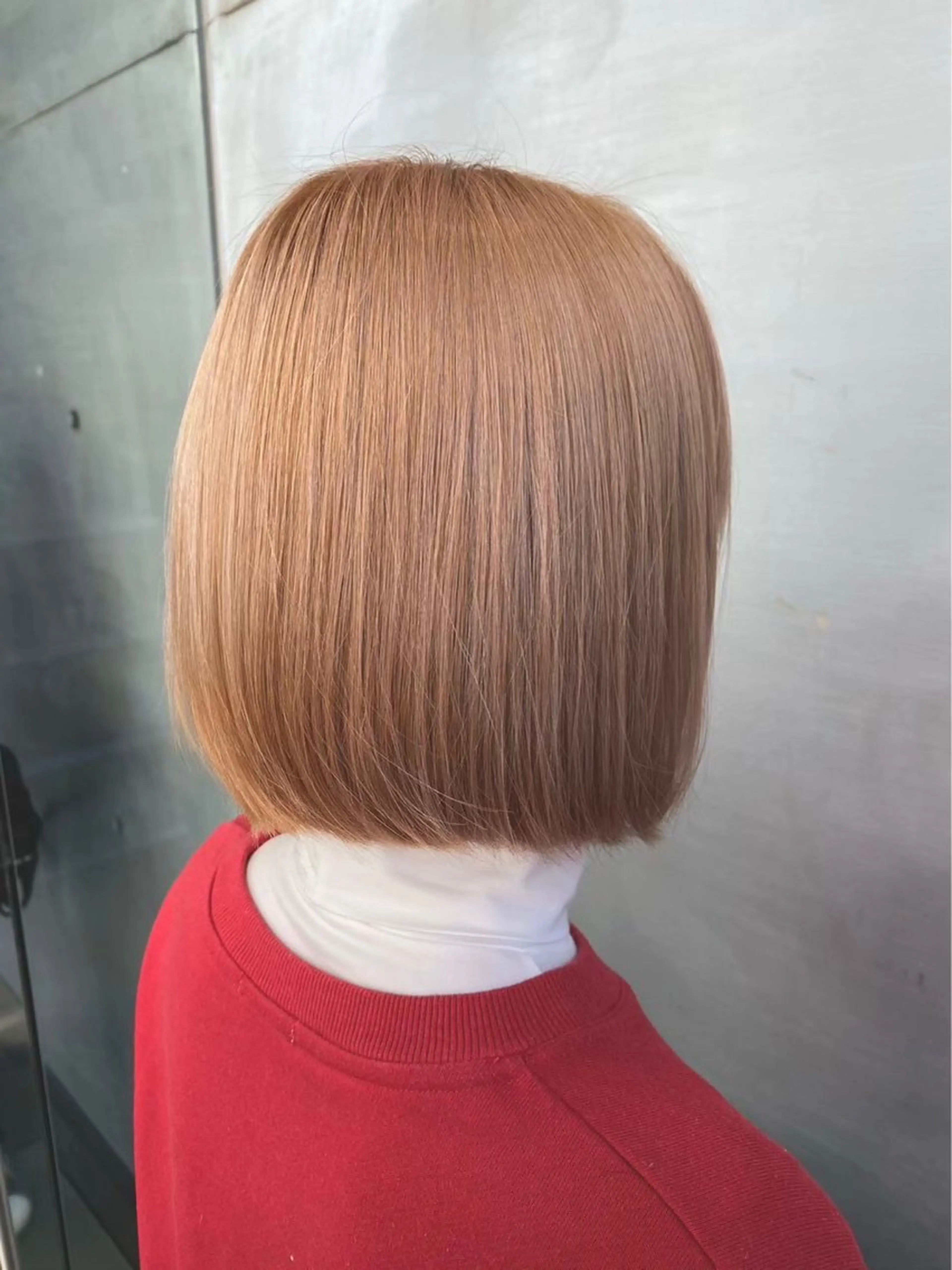 ショート 岩岡 つなみのヘアスタイル