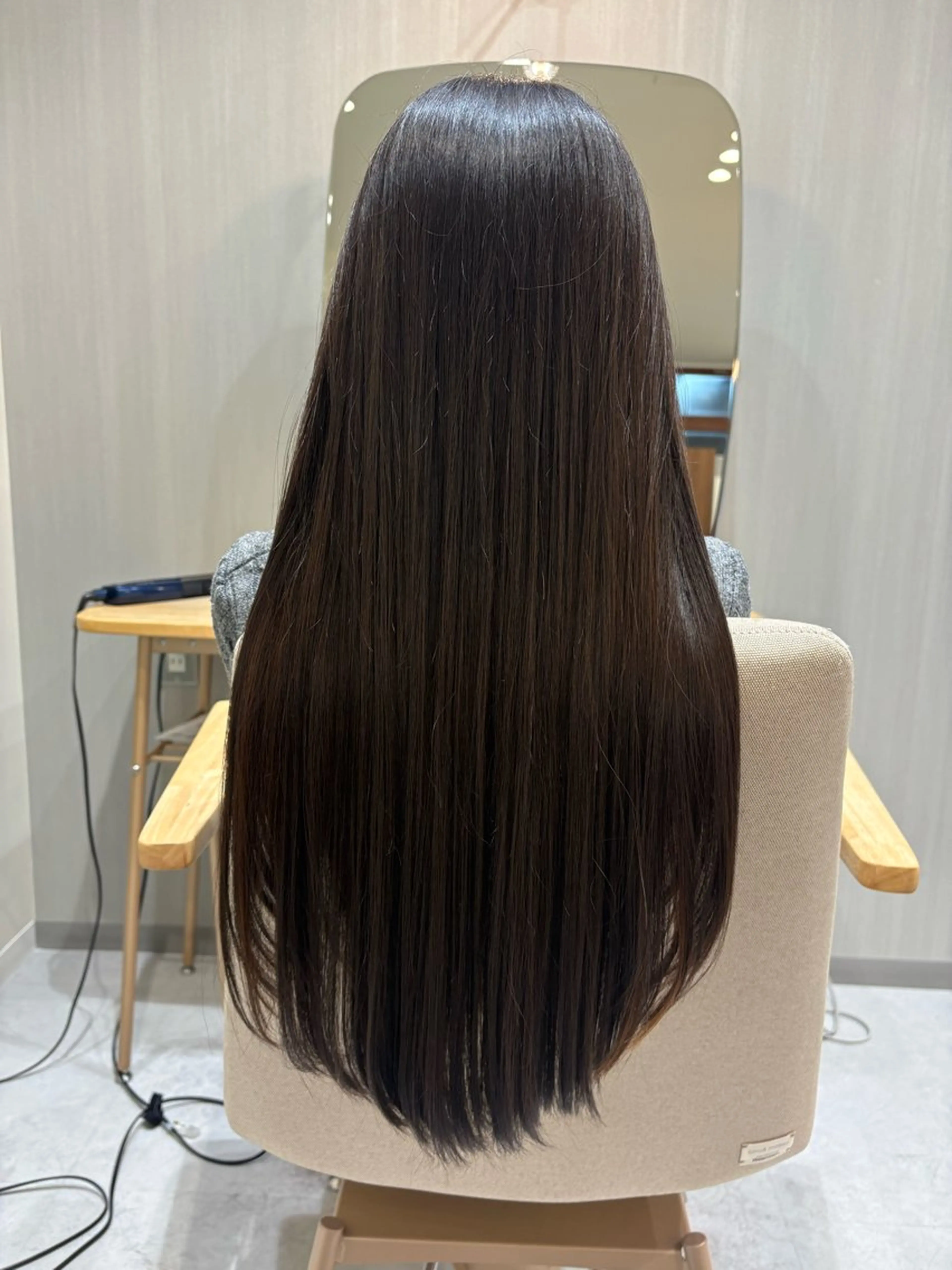 ロング 吉田 絢音のヘアスタイル