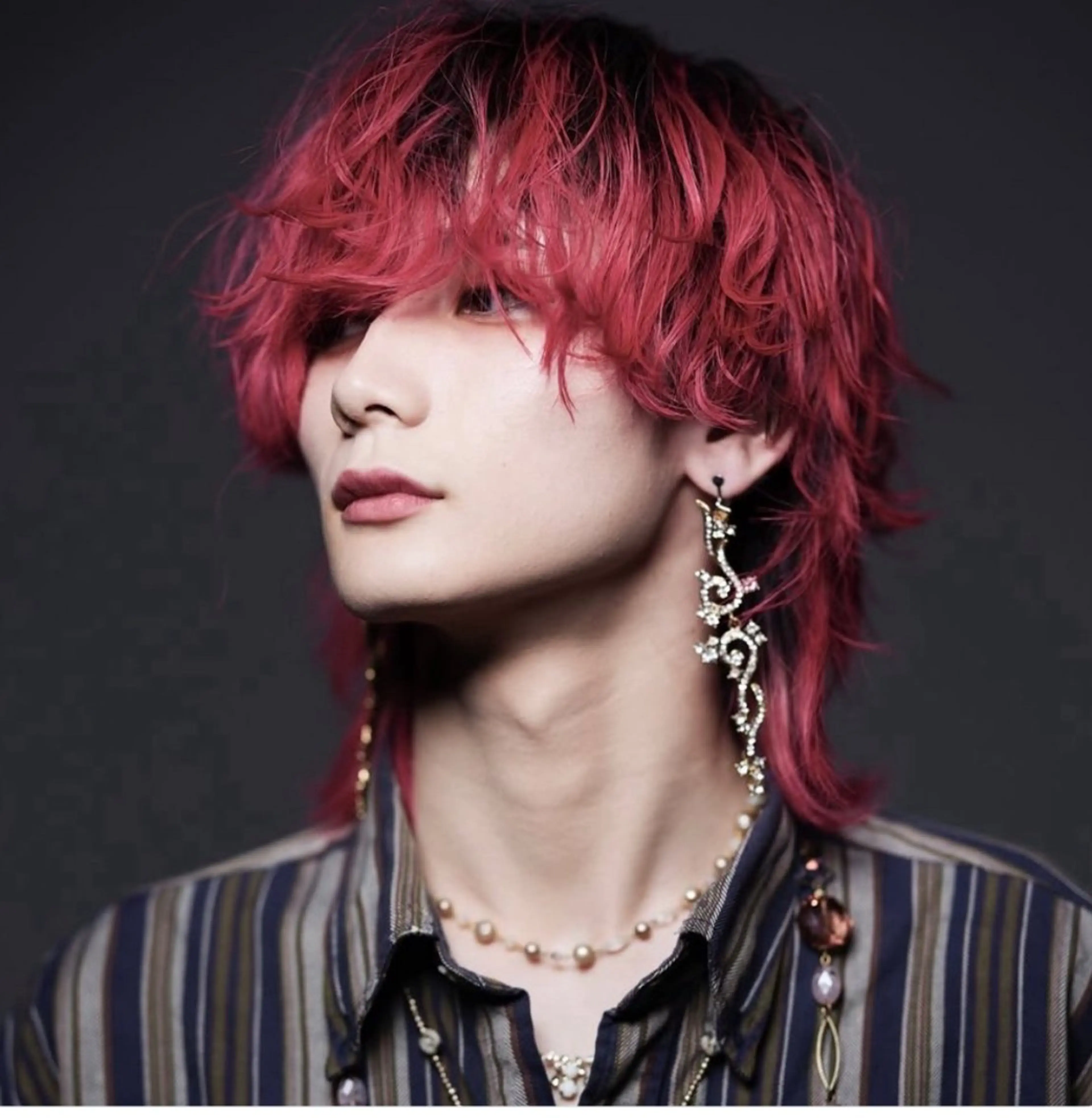 カラー ヘアアレンジ メンズ カット ヘアカラー トリートメント ヘアセット メンズウルフ🐺♡ ブリーチ♡ヘアメ🎀のヘアスタイル