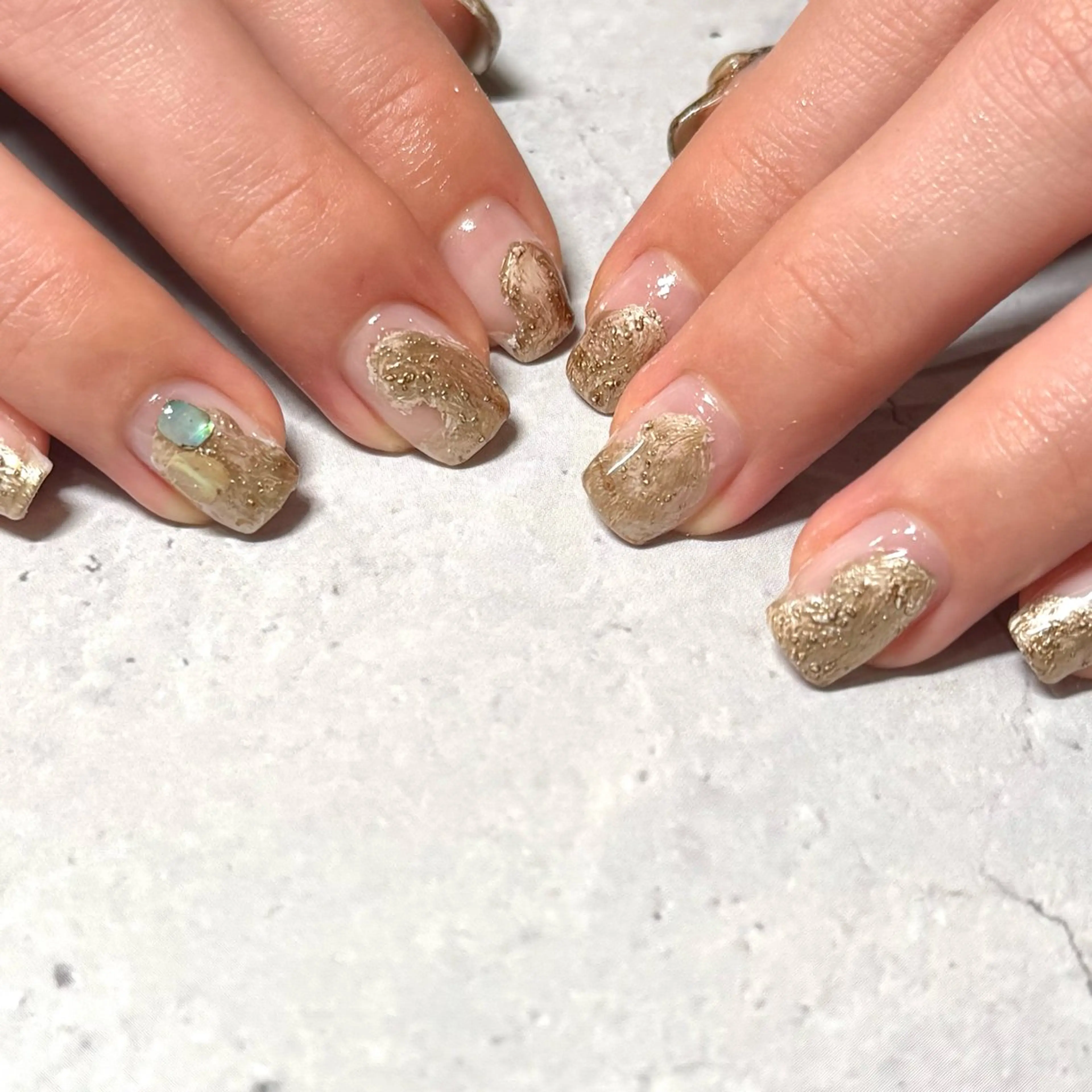 ネイル ハンドネイル chika .のネイルデザイン