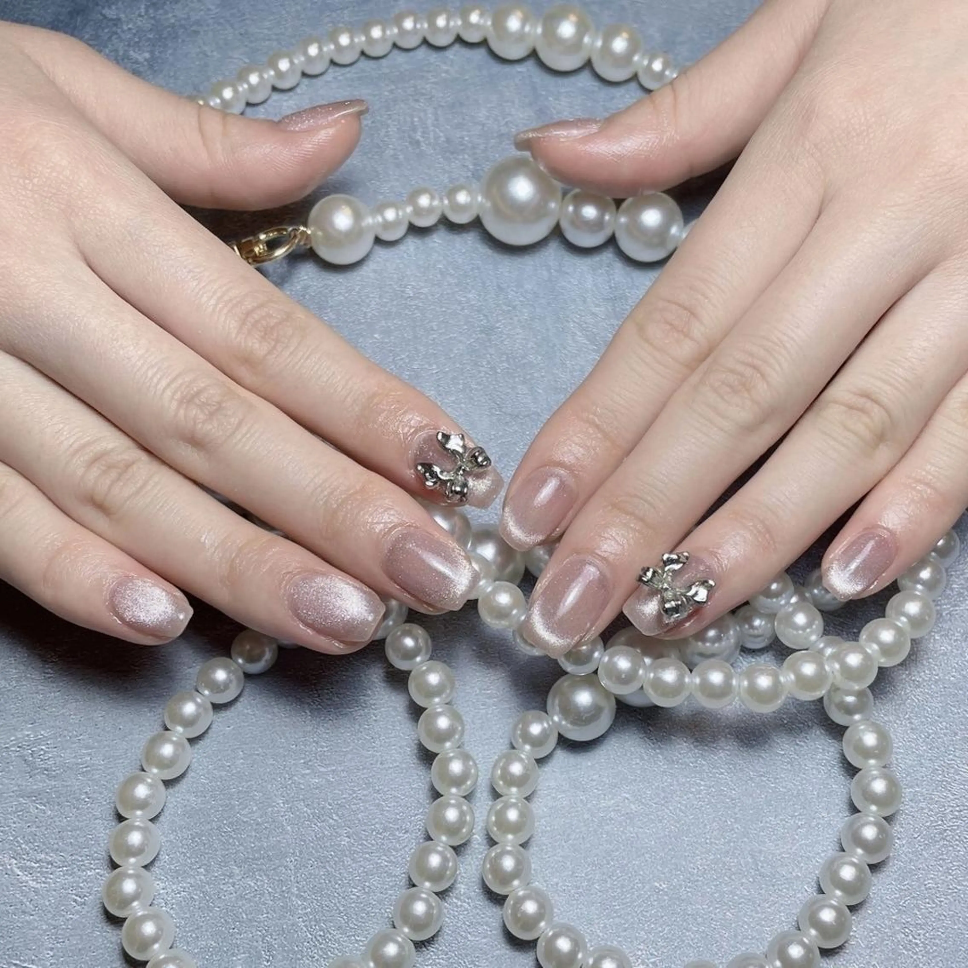 ネイル RAFFINE 月🦋🩵のネイルデザイン