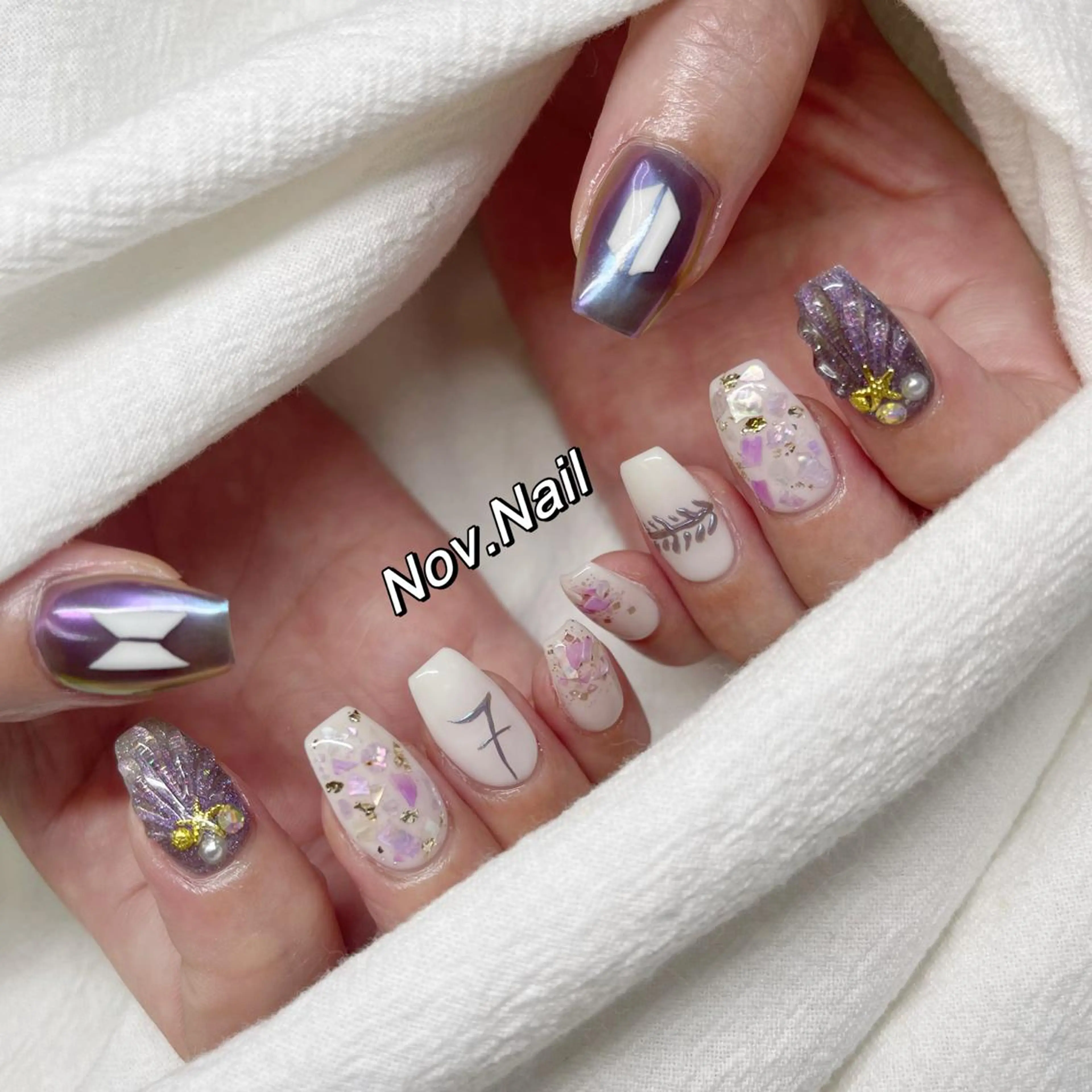 ネイル ハンドネイル ハンドケア Nov. ネイルサロンのネイルデザイン