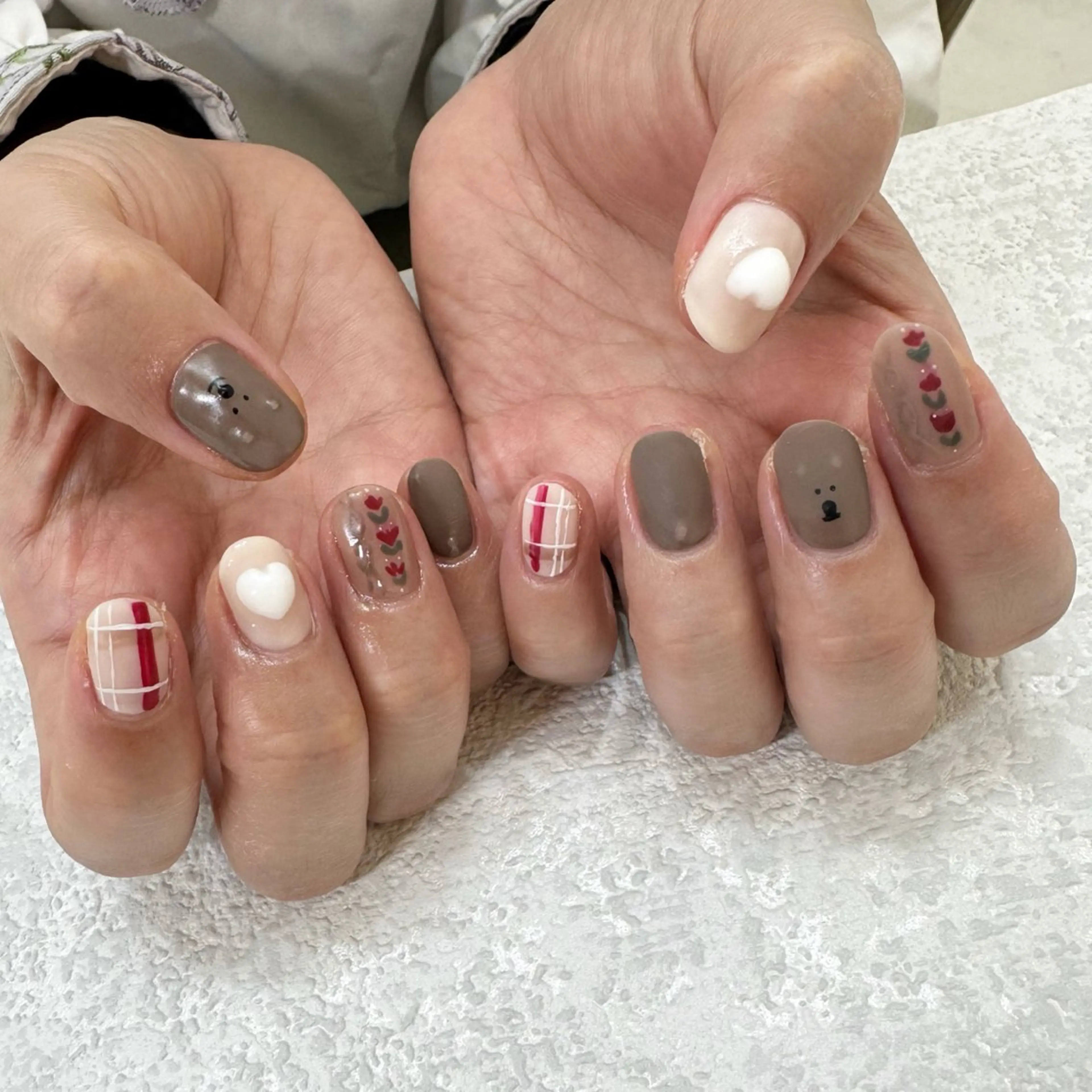 ネイル ハンドネイル Elegancia. Hiromiのネイルデザイン