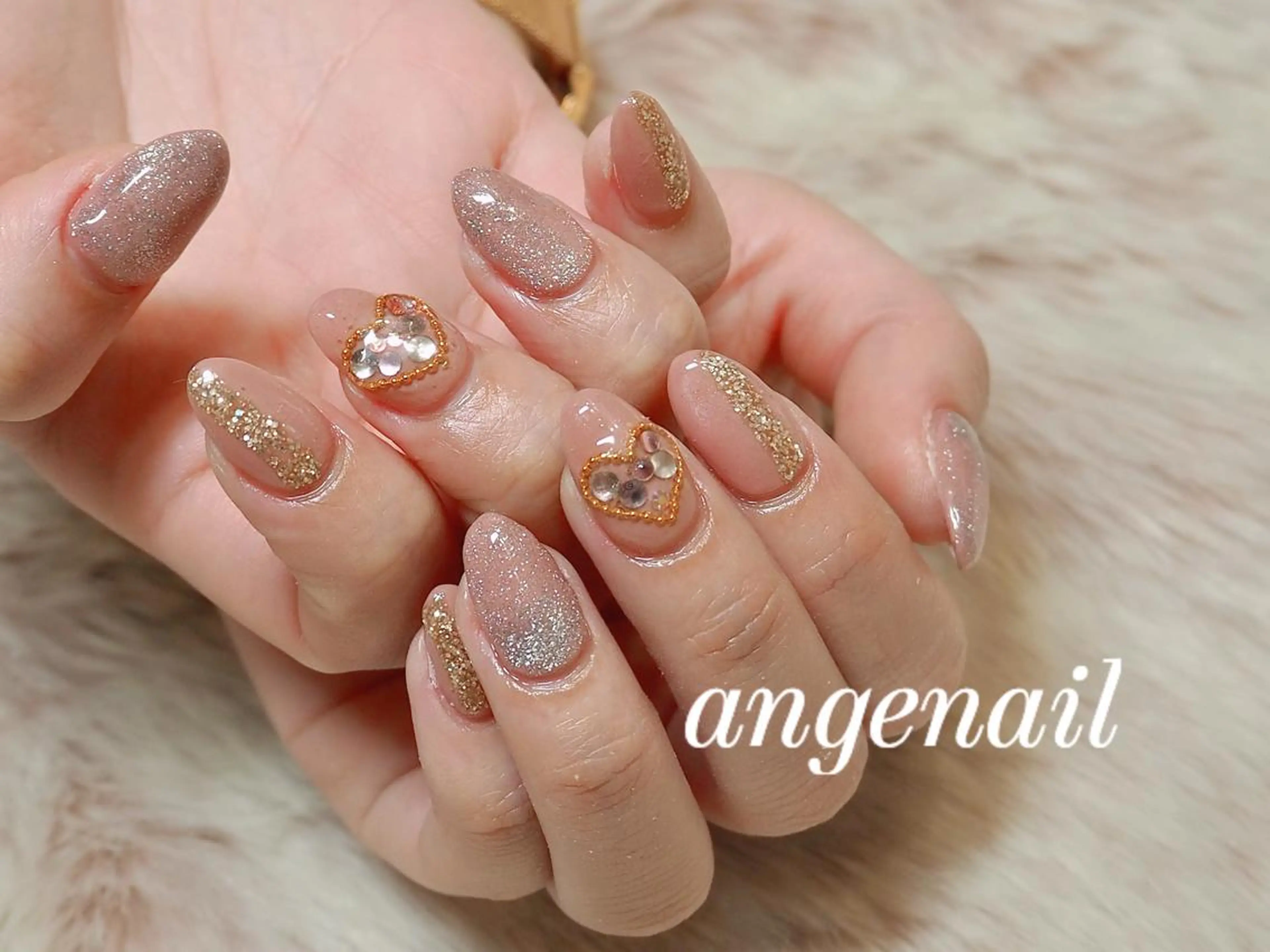 ネイル オーナーネイリスト MAKIのネイルデザイン