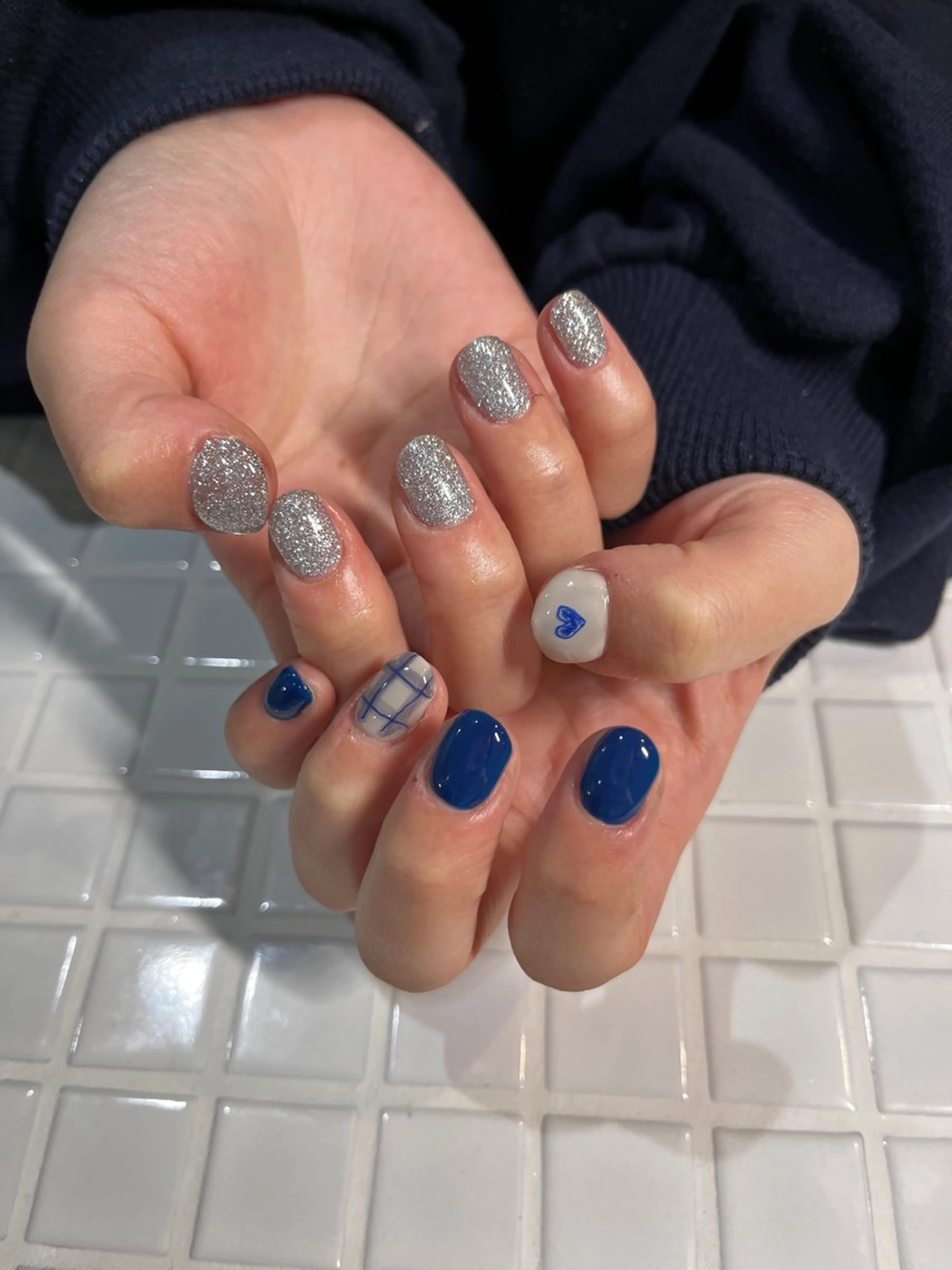 ネイル 深井 文音のネイルデザイン