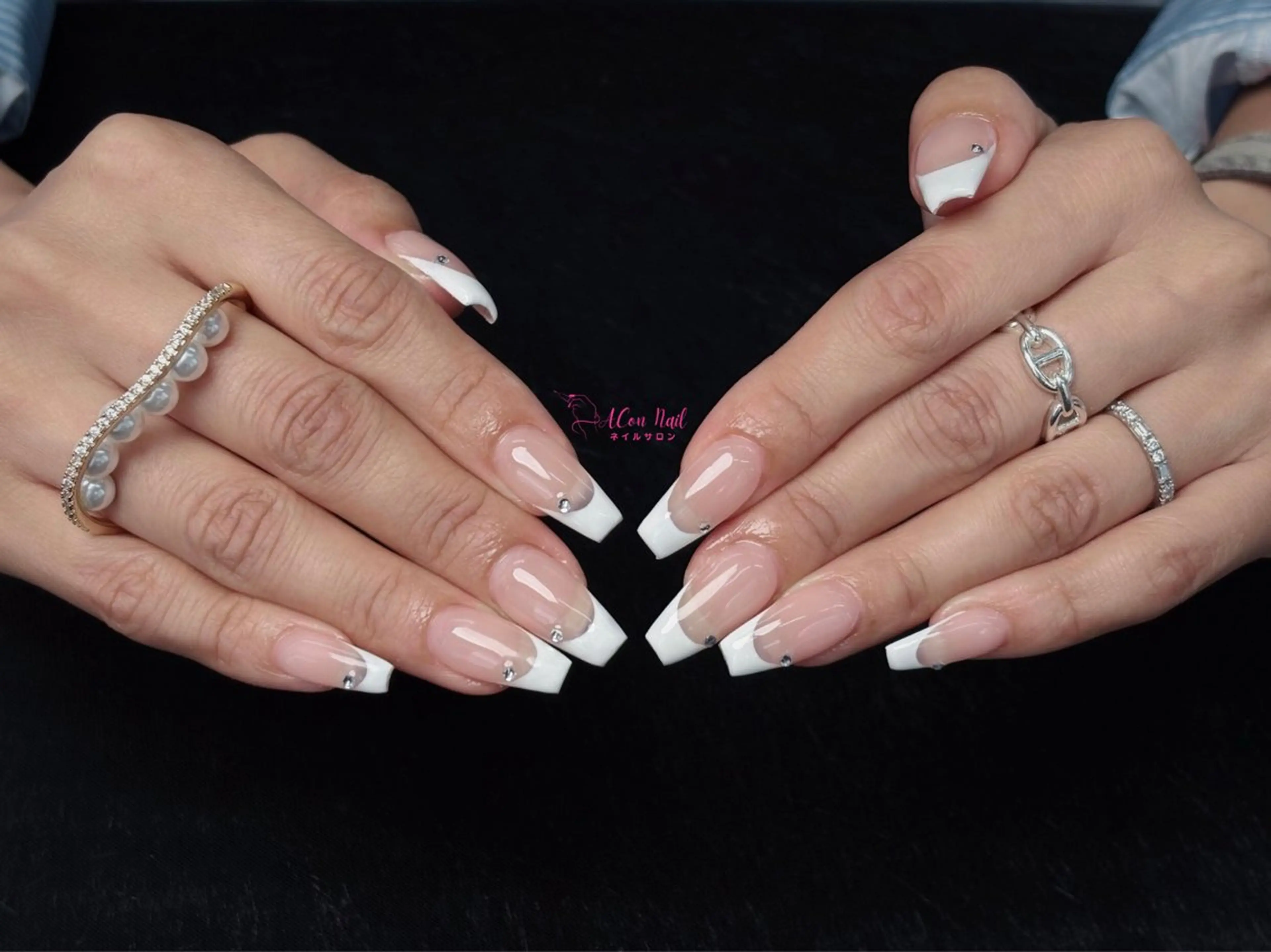 ネイル 桜ネイル 長さ出し フラワーネイル フレンチネイル ジェルネイル ハンドネイル AConNailSalon所属・ACon NailSalonのネイルデザイン