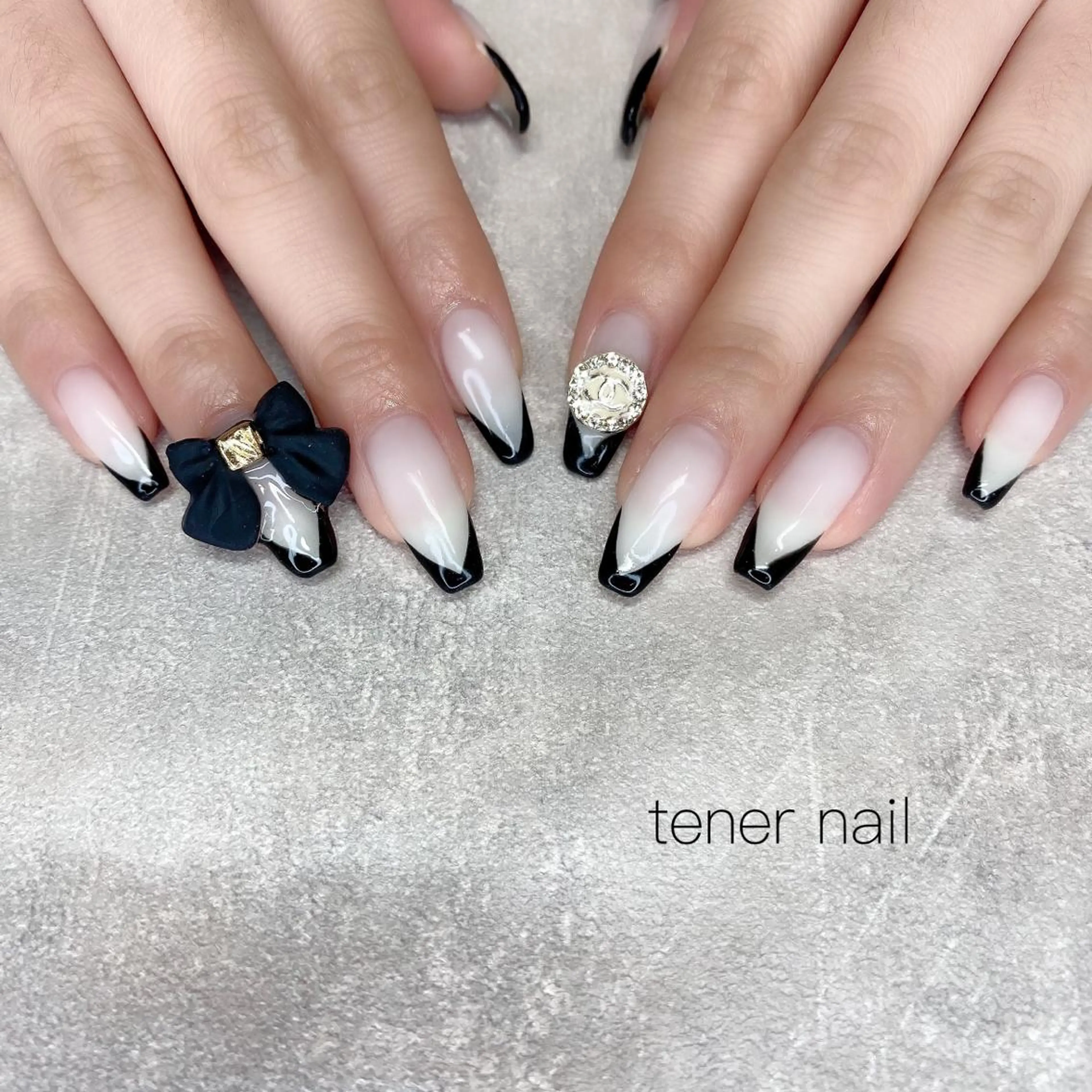 ネイル フレンチネイル リボン tener  nail  テネルネイル所属・テネルネイル tener nailのネイルデザイン