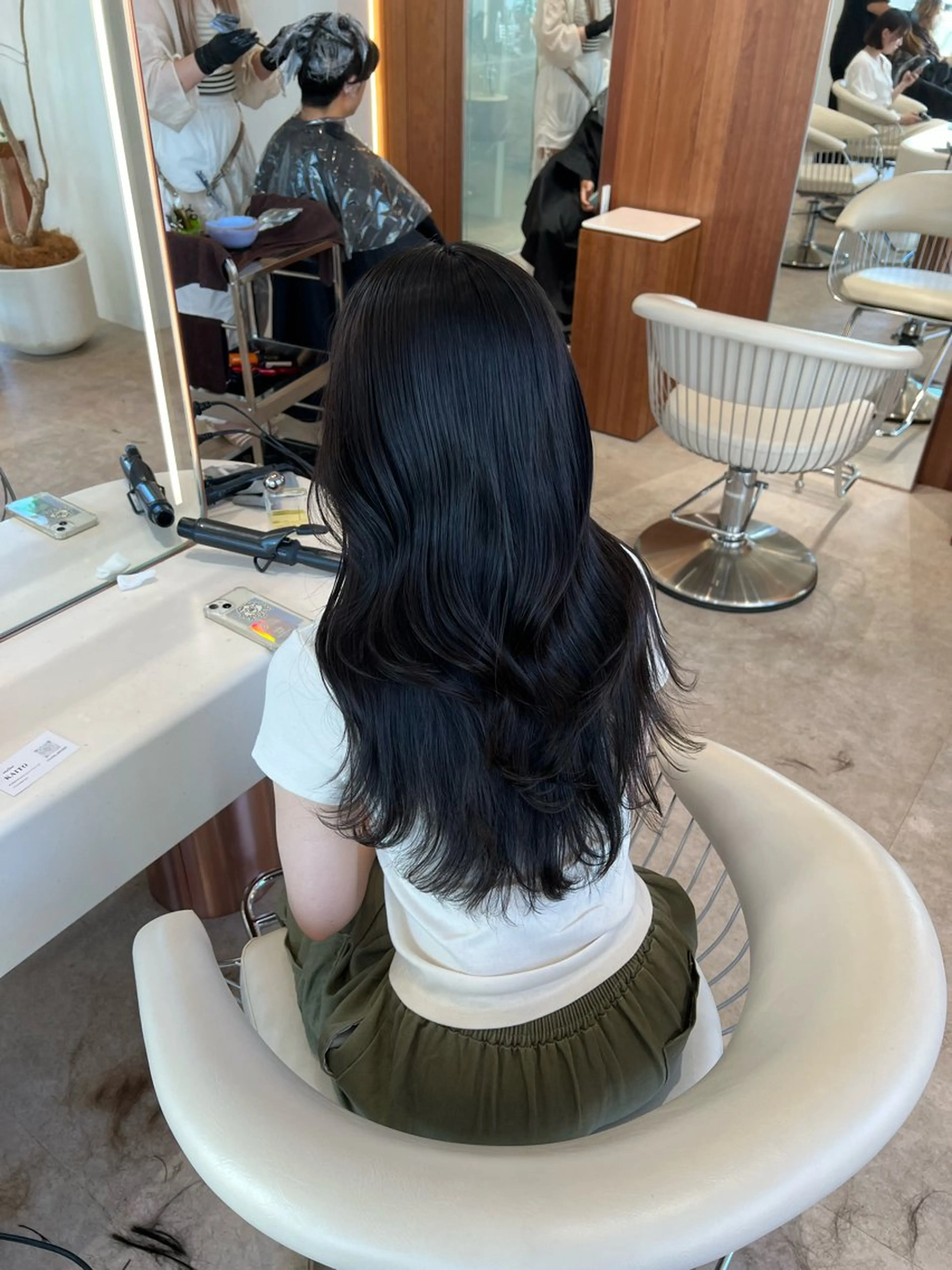 カラー ブルーカラー ブルージュ ヘアカラー トリートメント 韓国レイヤー🇰🇷 韓国研修◎渋谷カイトのヘアスタイル