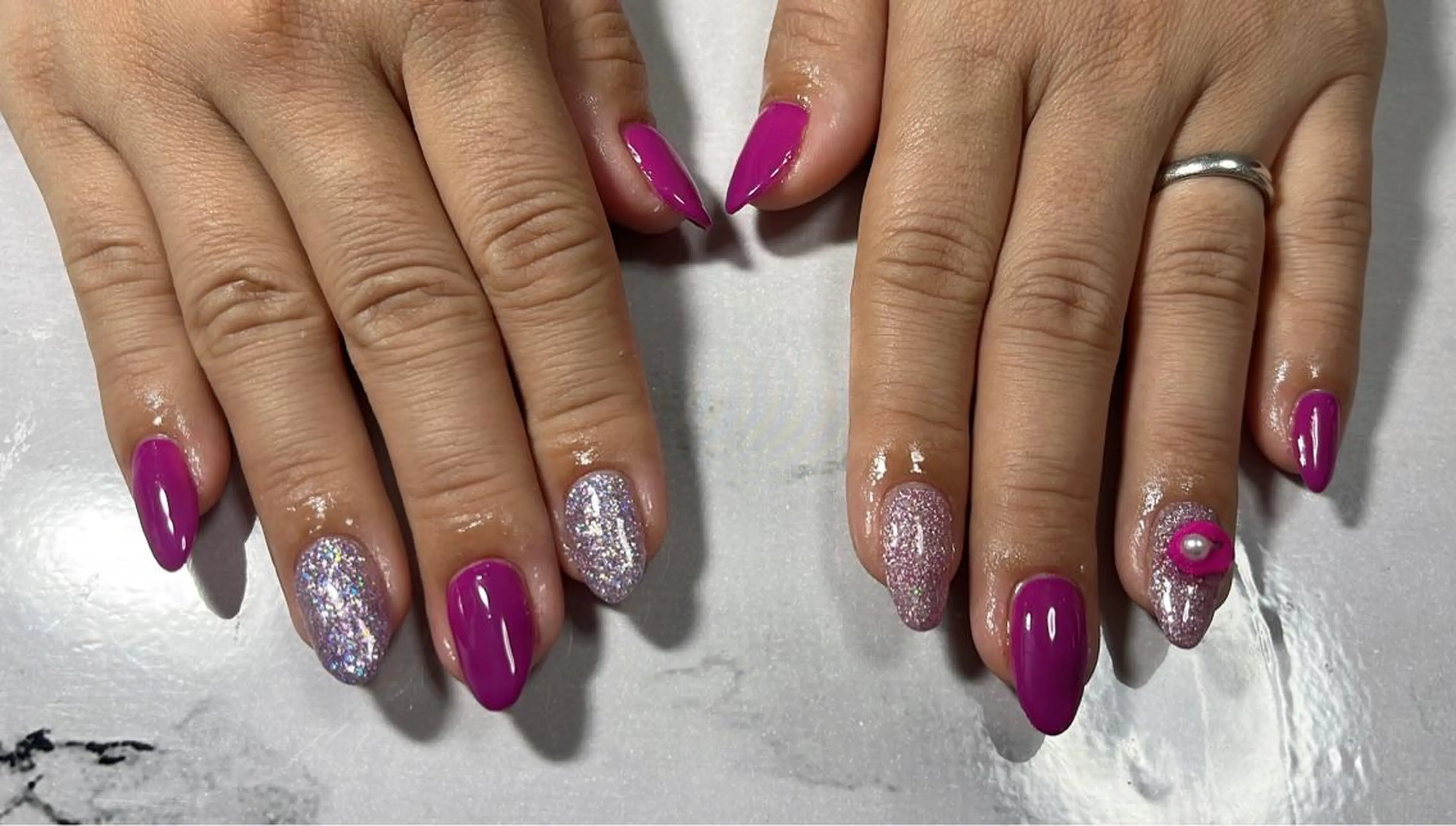 ネイル ラメ(グリッター) ワンカラーネイル シンプルネイル ハンドネイル Ruana Nailのネイルデザイン