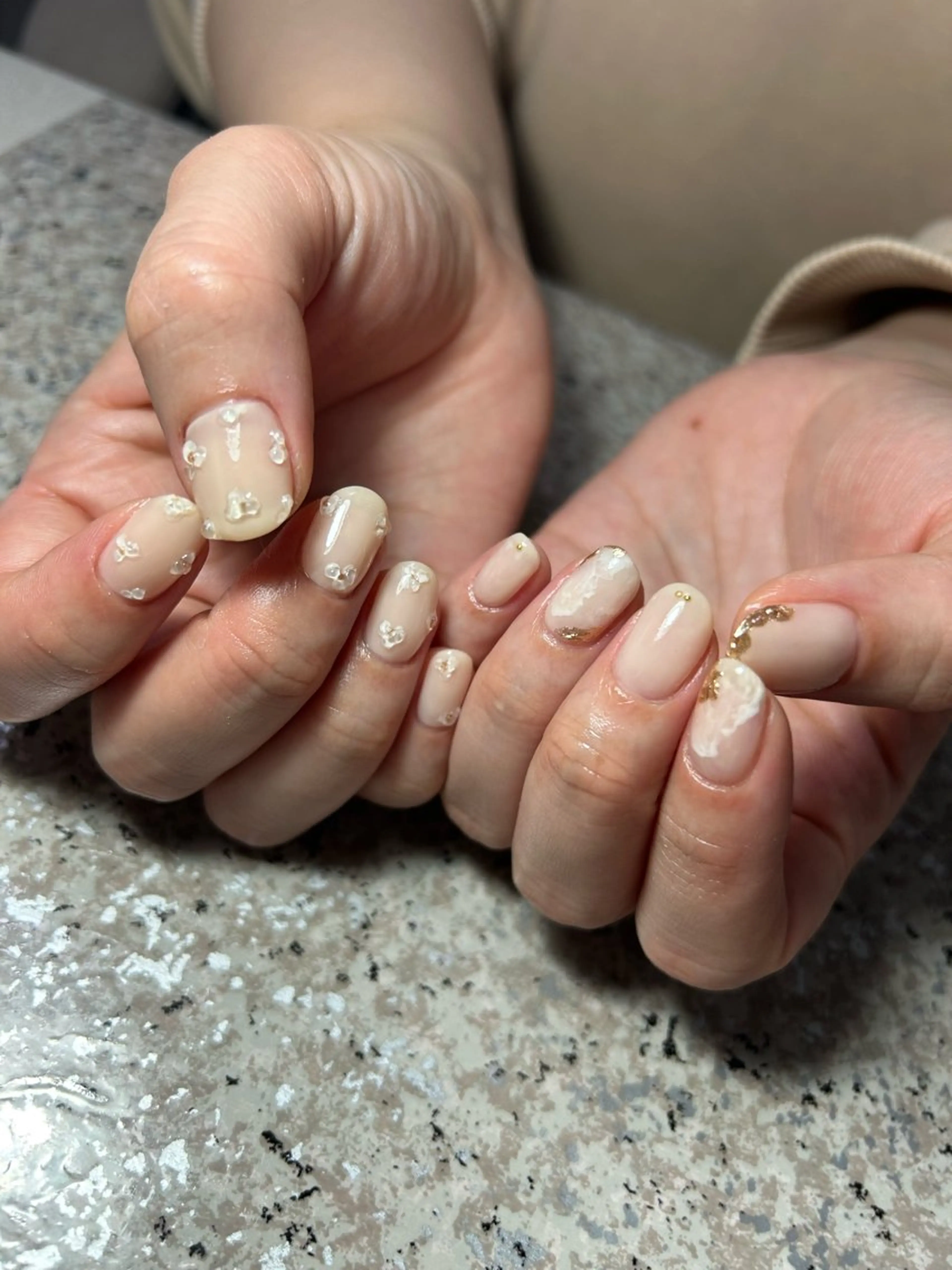 ネイル ハンドネイル nailroom‪ sb‪‪𓈒𓂂𓏸のネイルデザイン