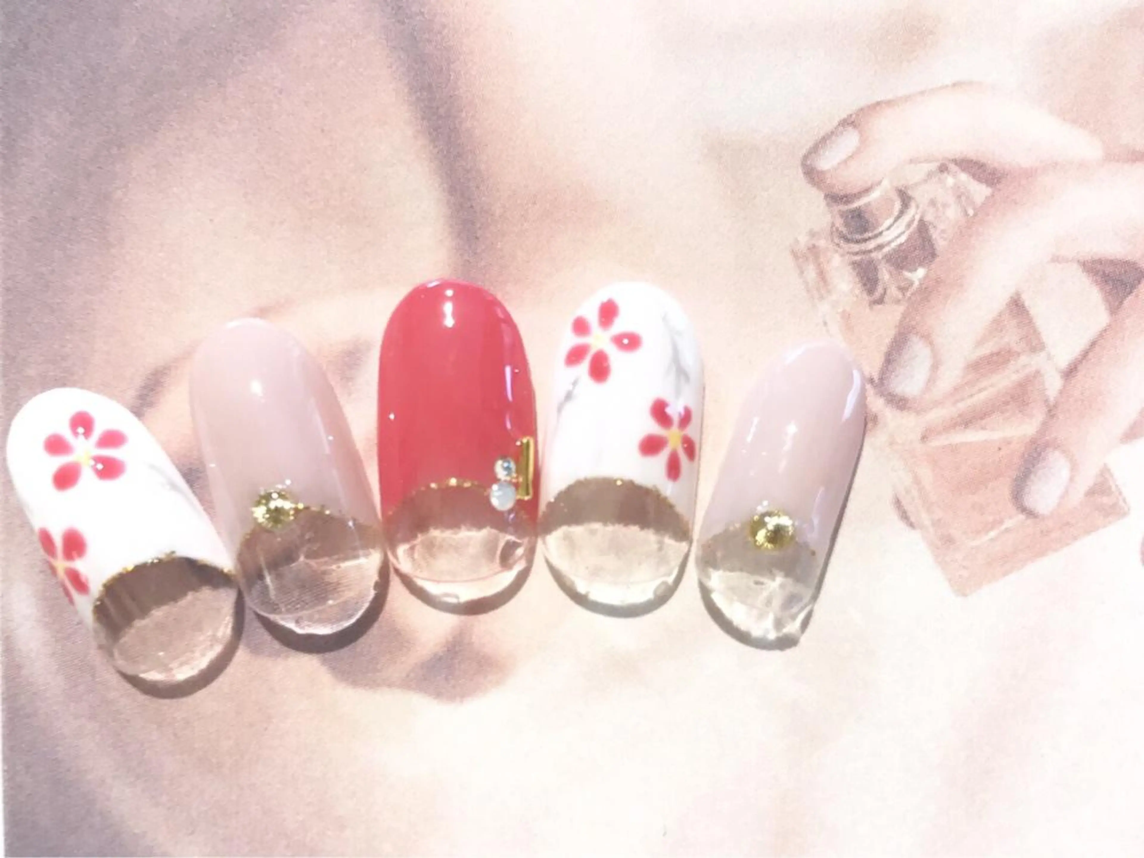 ネイル フレンチネイル 逆フレンチ imymemine所属・渡邊 束紗のネイルデザイン