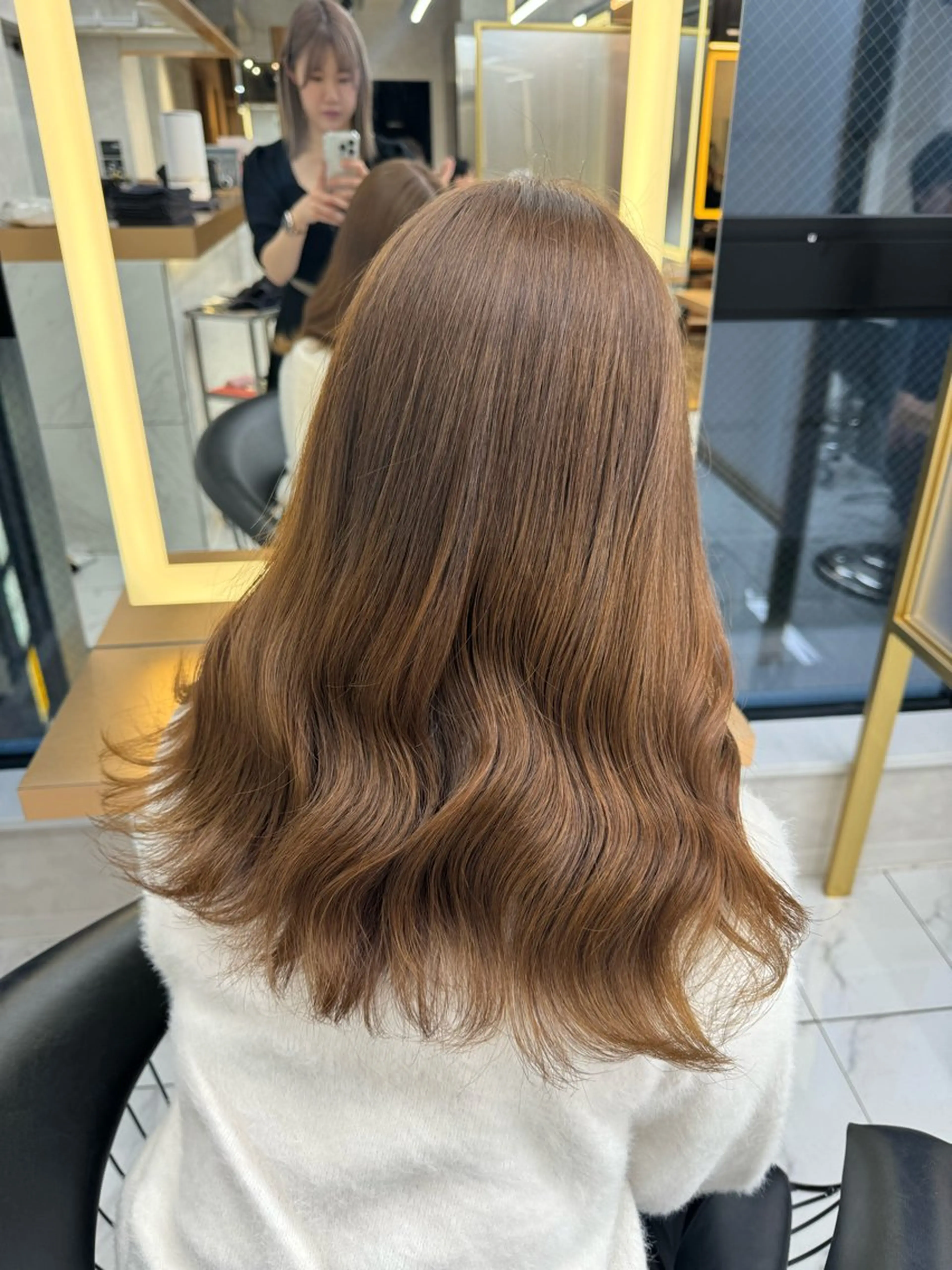 ロング カラー Miyu's所属・juri .のヘアスタイル