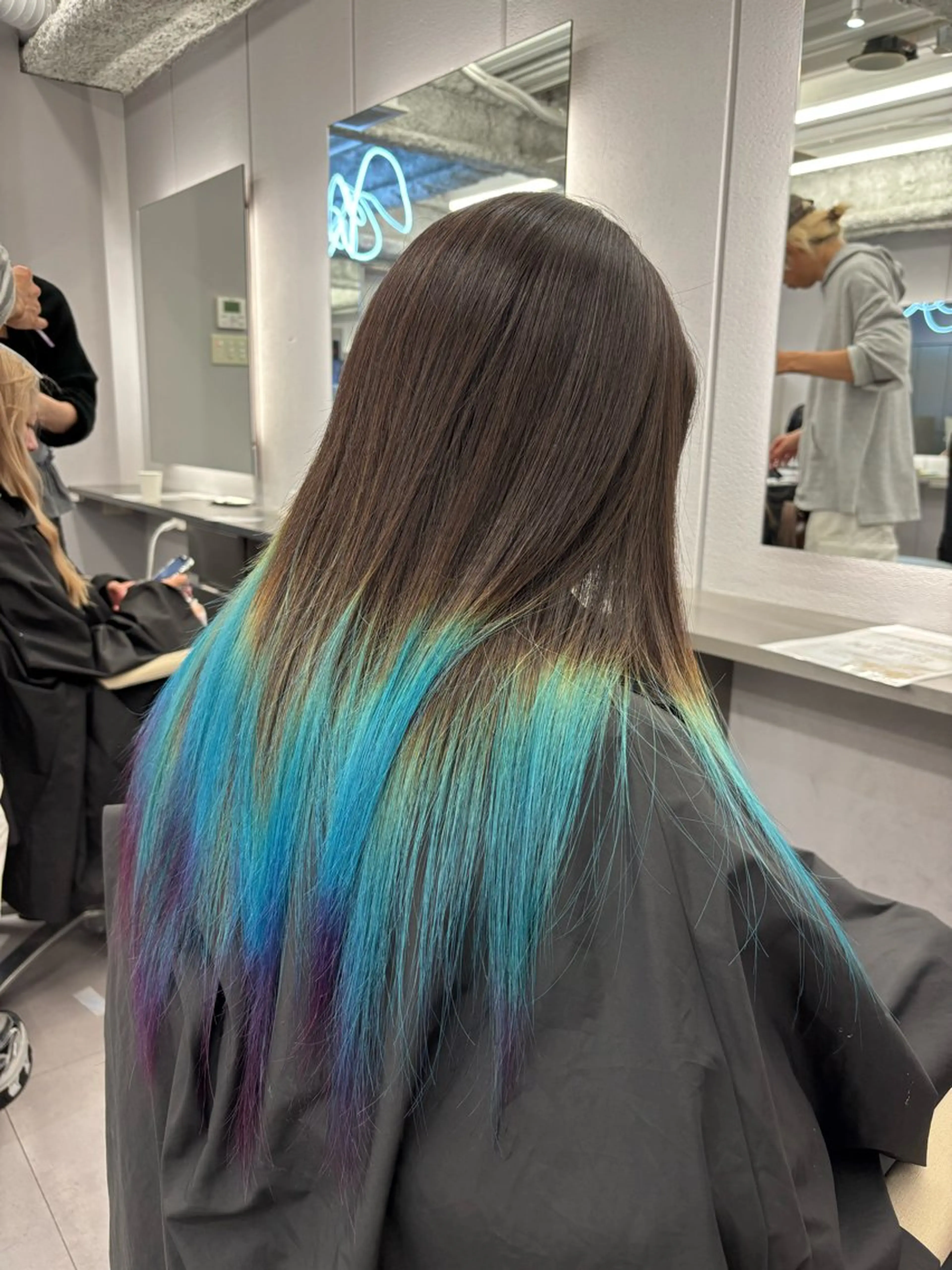 セミロング カラー デザインカラー ヘアカラー 名古屋／デザイン／ ブリーチ/松井亮磨のヘアスタイル