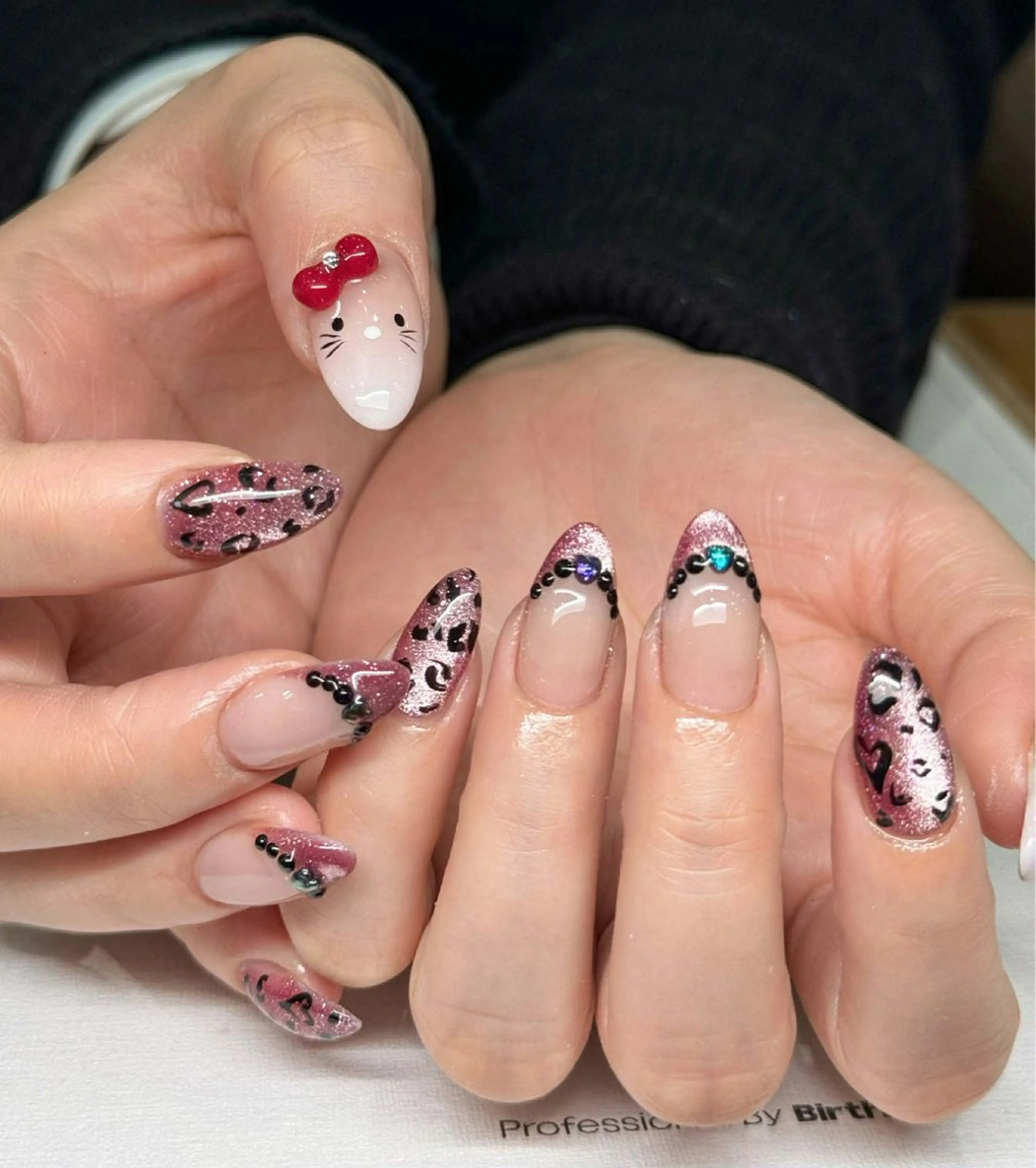 ネイル オーロラネイル ブルー チークネイル フットネイル フレンチネイル ハンドネイル Hana ハナのネイルデザイン