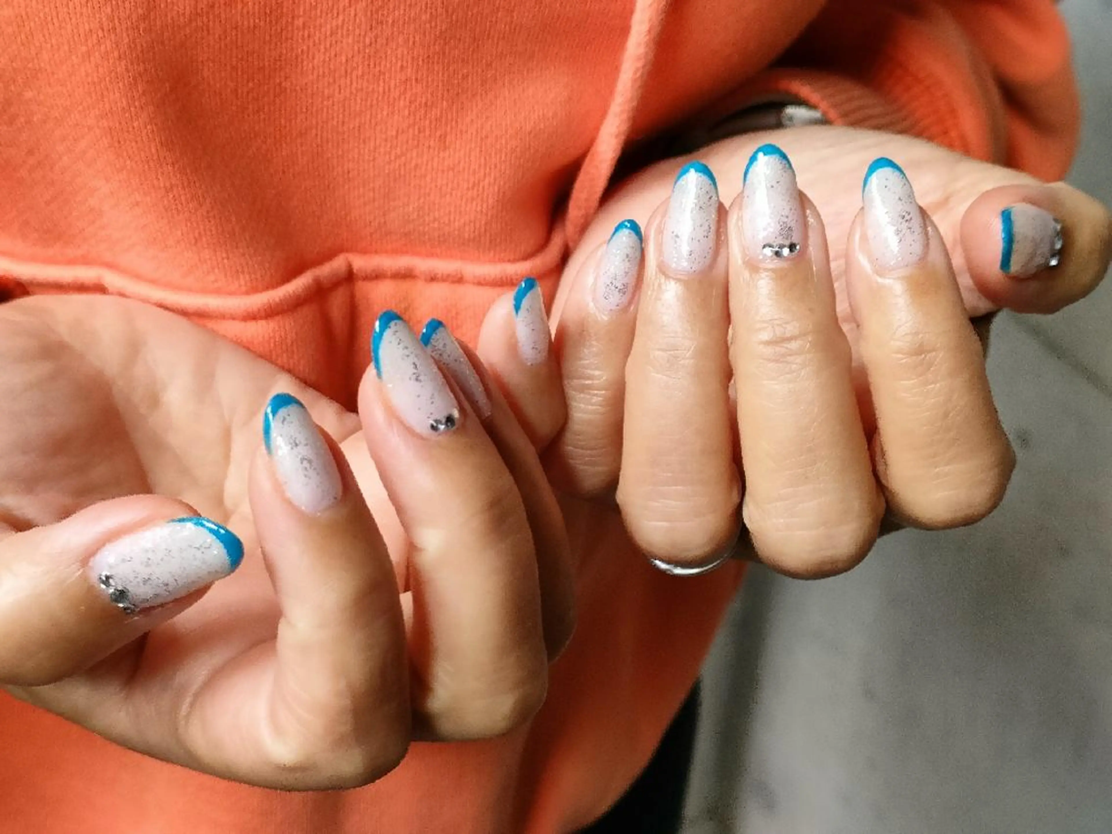 ネイル フレンチネイル ストーンネイル oir. nailsalonのネイルデザイン