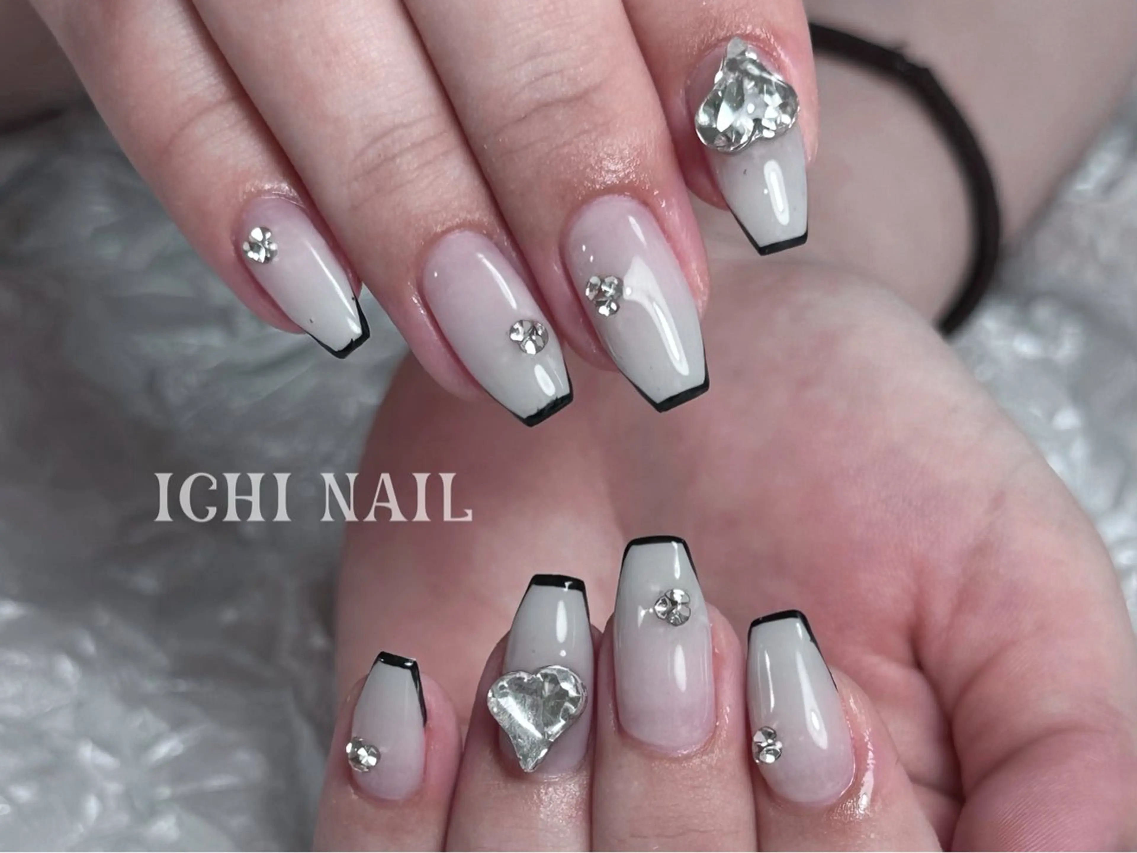 ネイル ハンドネイル 🧚🏻‍♀️ NOHA🎀のネイルデザイン