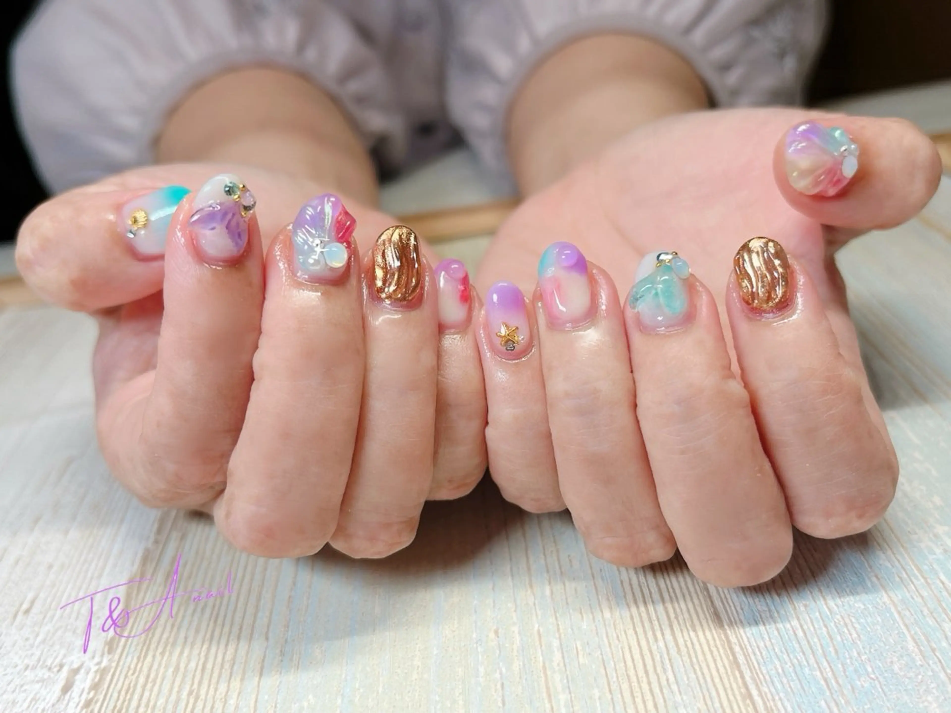 ネイル ジェルネイル スカルプネイル ショートネイル 夏ネイル ハンドネイル T&A nailのネイルデザイン