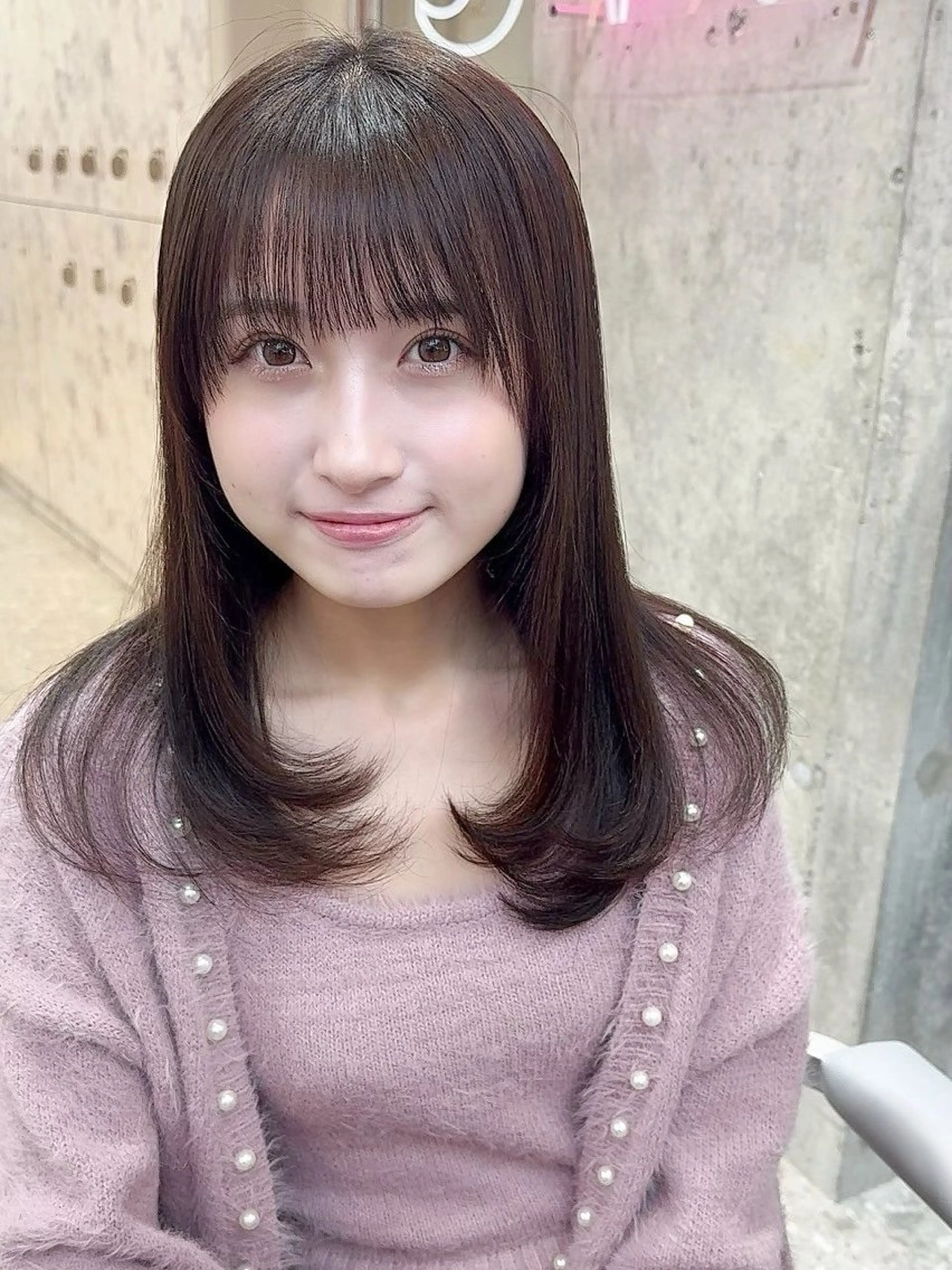 ミディアム 新宿/小顔レイヤー/ 顔まわり/西慶太朗のヘアスタイル