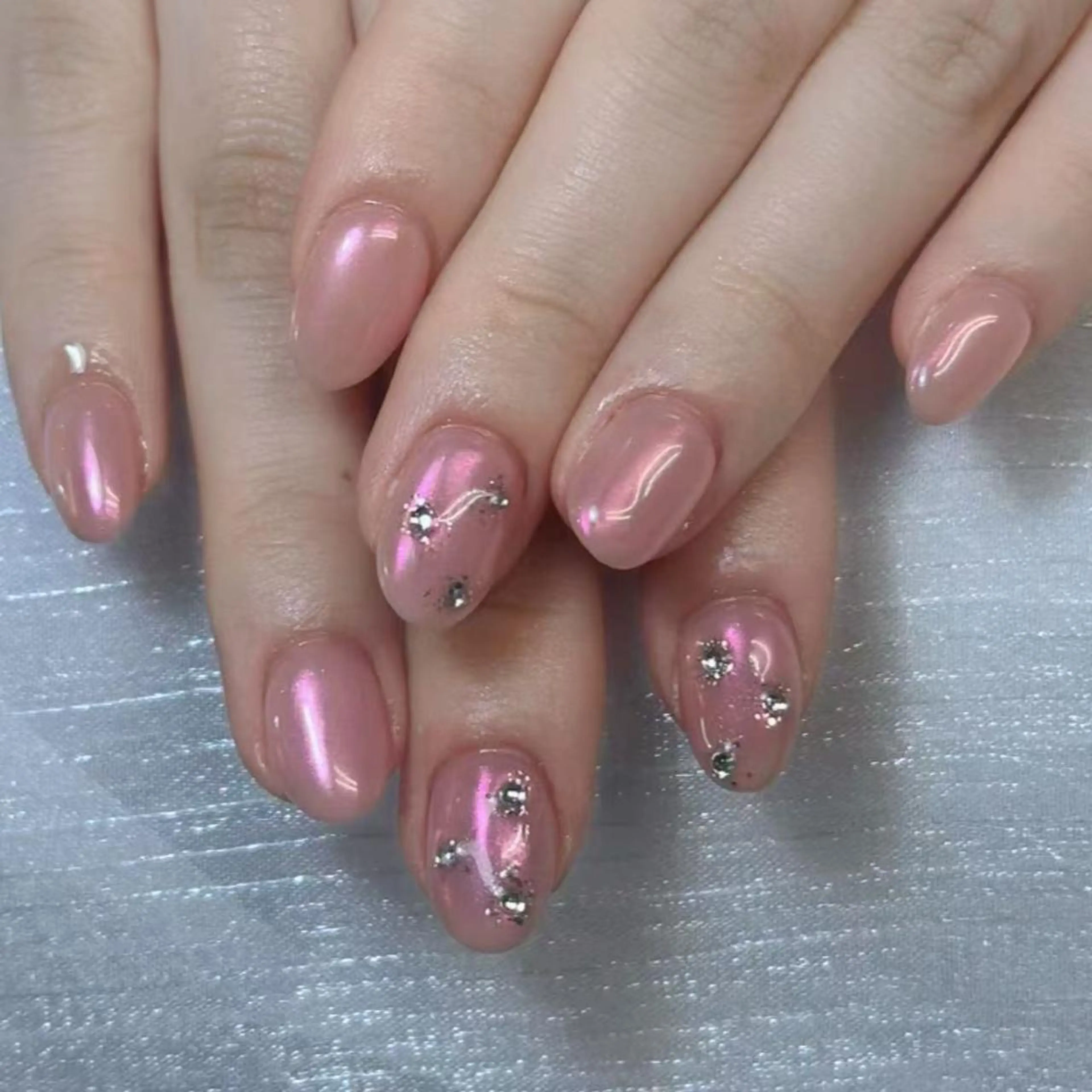 ネイル アートネイル オーロラネイル ガーリー キラキラネイル 韓国ネイル ハンドネイル DIAMOND 💅のネイルデザイン