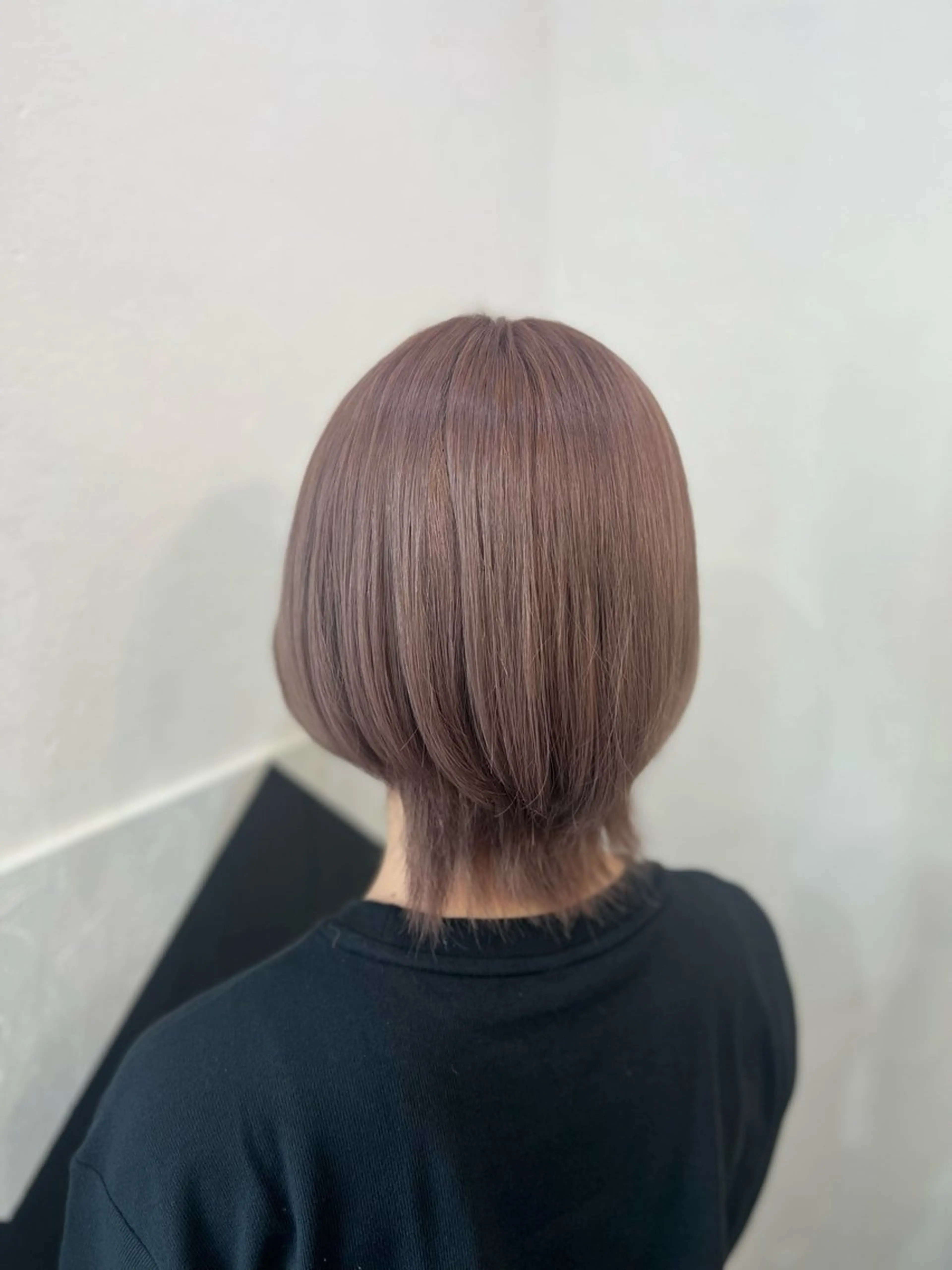 ショート カラー ブリーチ 透明感カラー グレージュ ハイトーンカラー ピンクカラー ヘアカラー ＤＥＳＴ所属・吉野 瑳桜のヘアスタイル