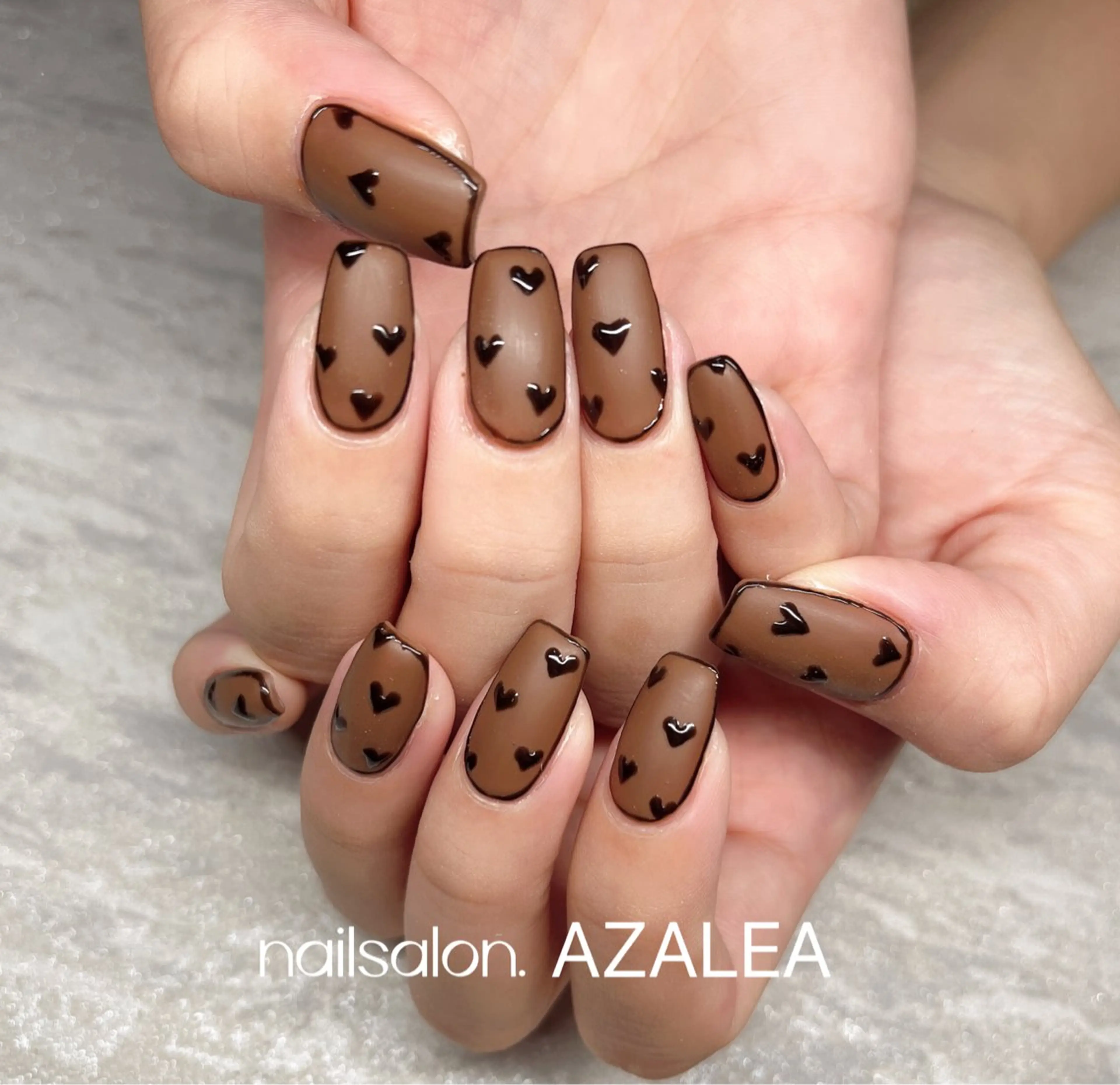 ネイル R inのネイルデザイン