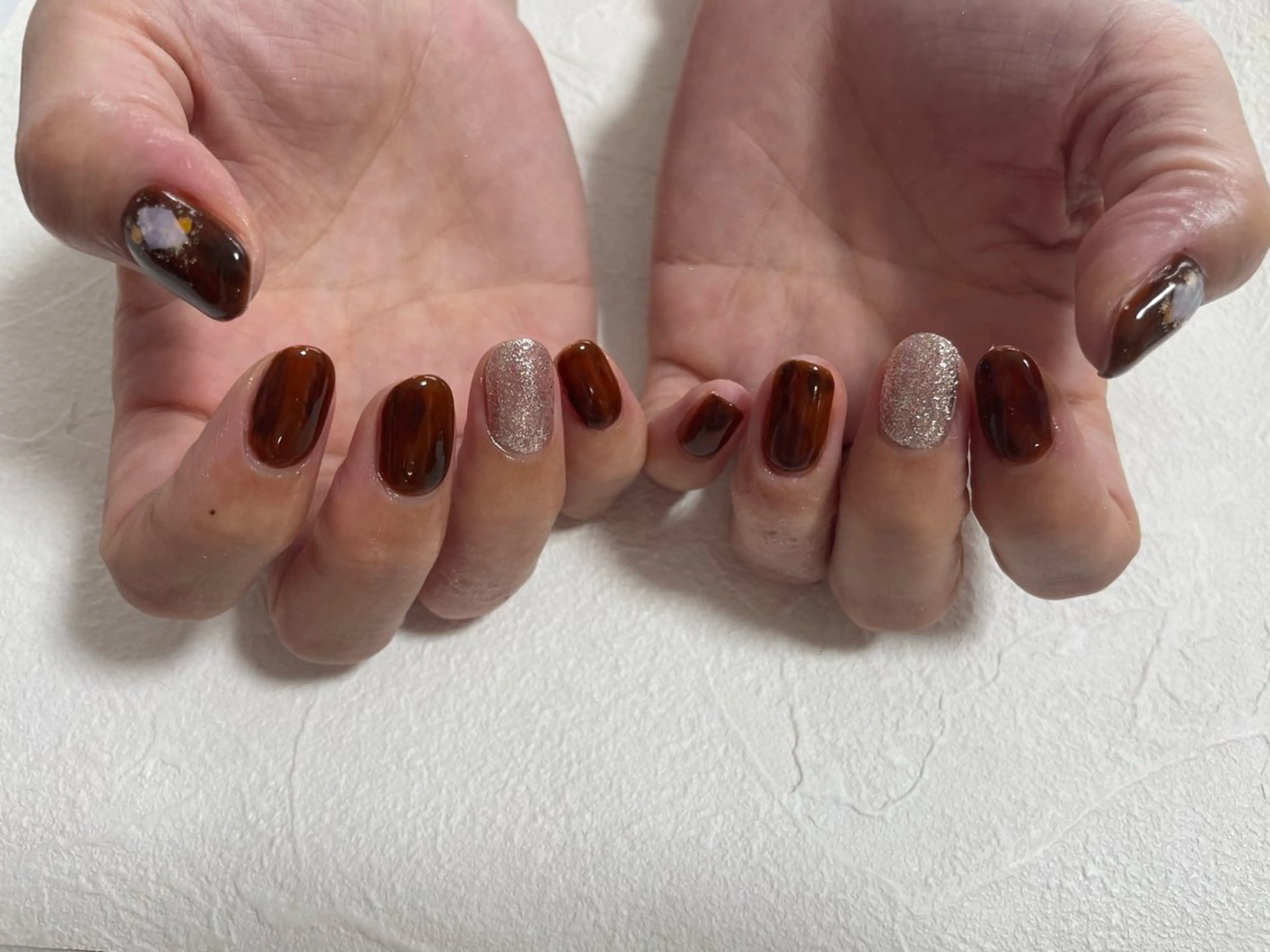 ネイル フットネイル ジェルネイル キラキラネイル メンズネイル パラジェル ハンドネイル kiki nail たまプラーザのネイルデザイン