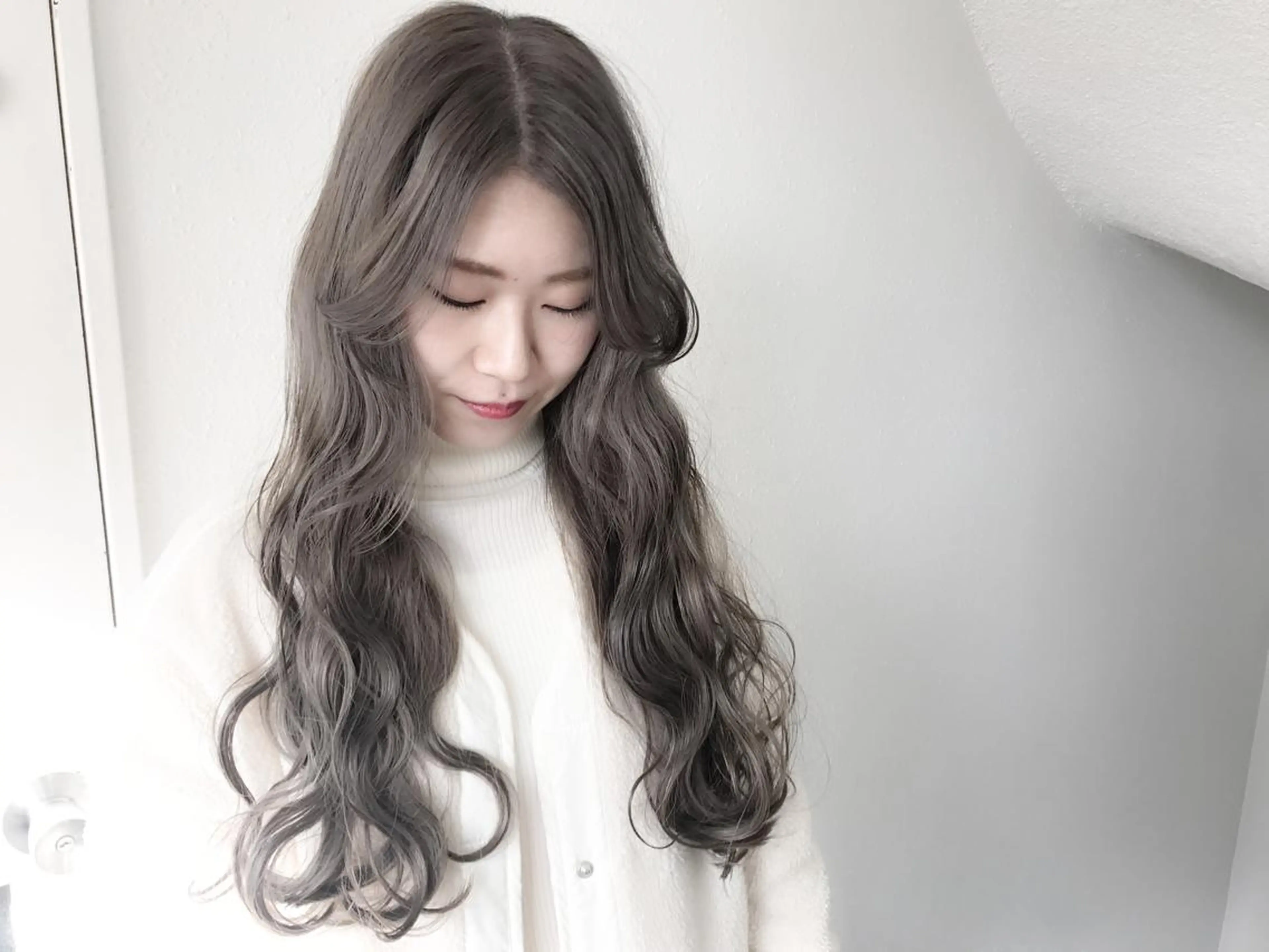 ロング カラー パーマ  大貫 茉央のヘアスタイル