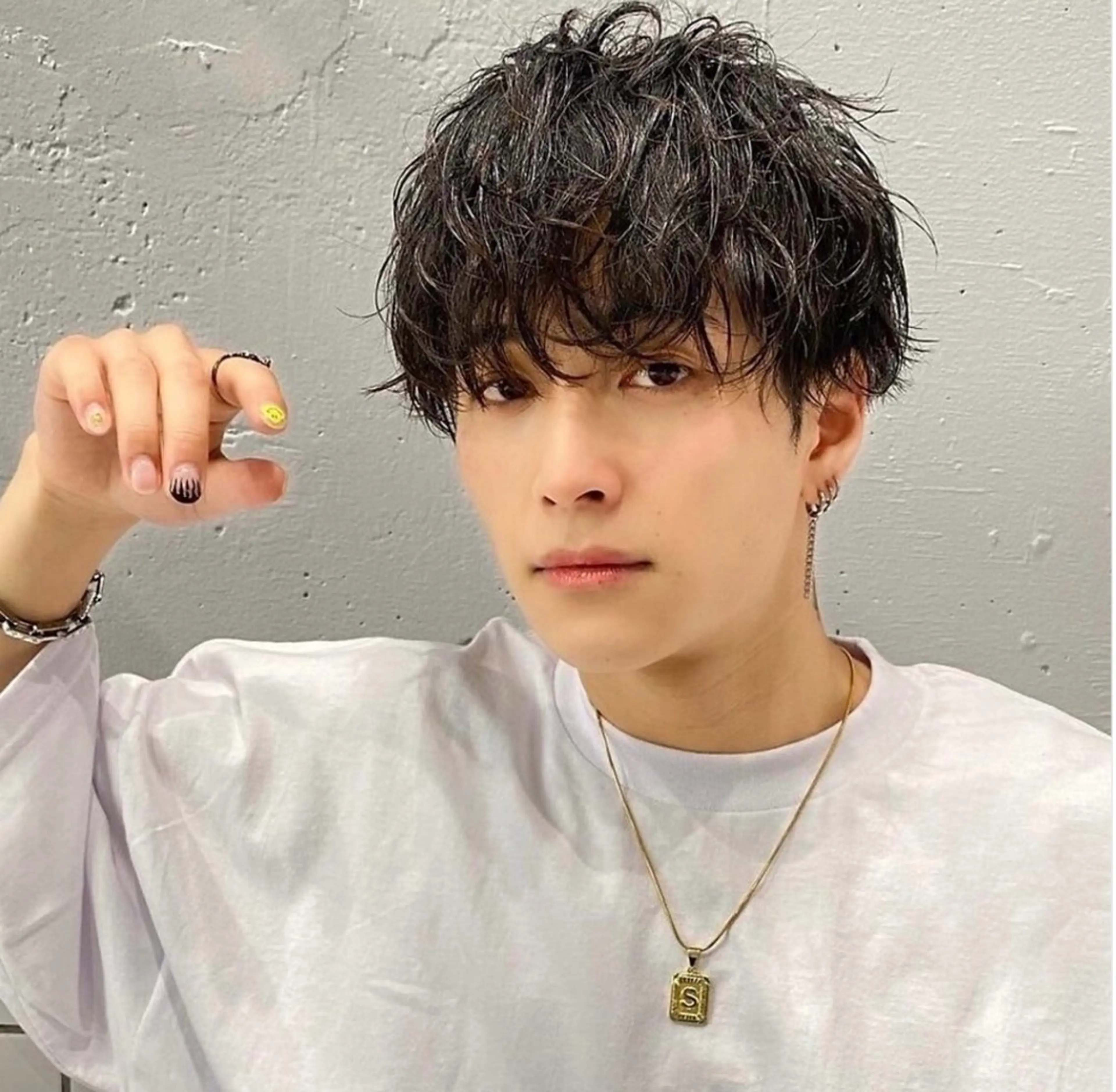 平日限定カット＋ツイストスパイラルパーマの写真