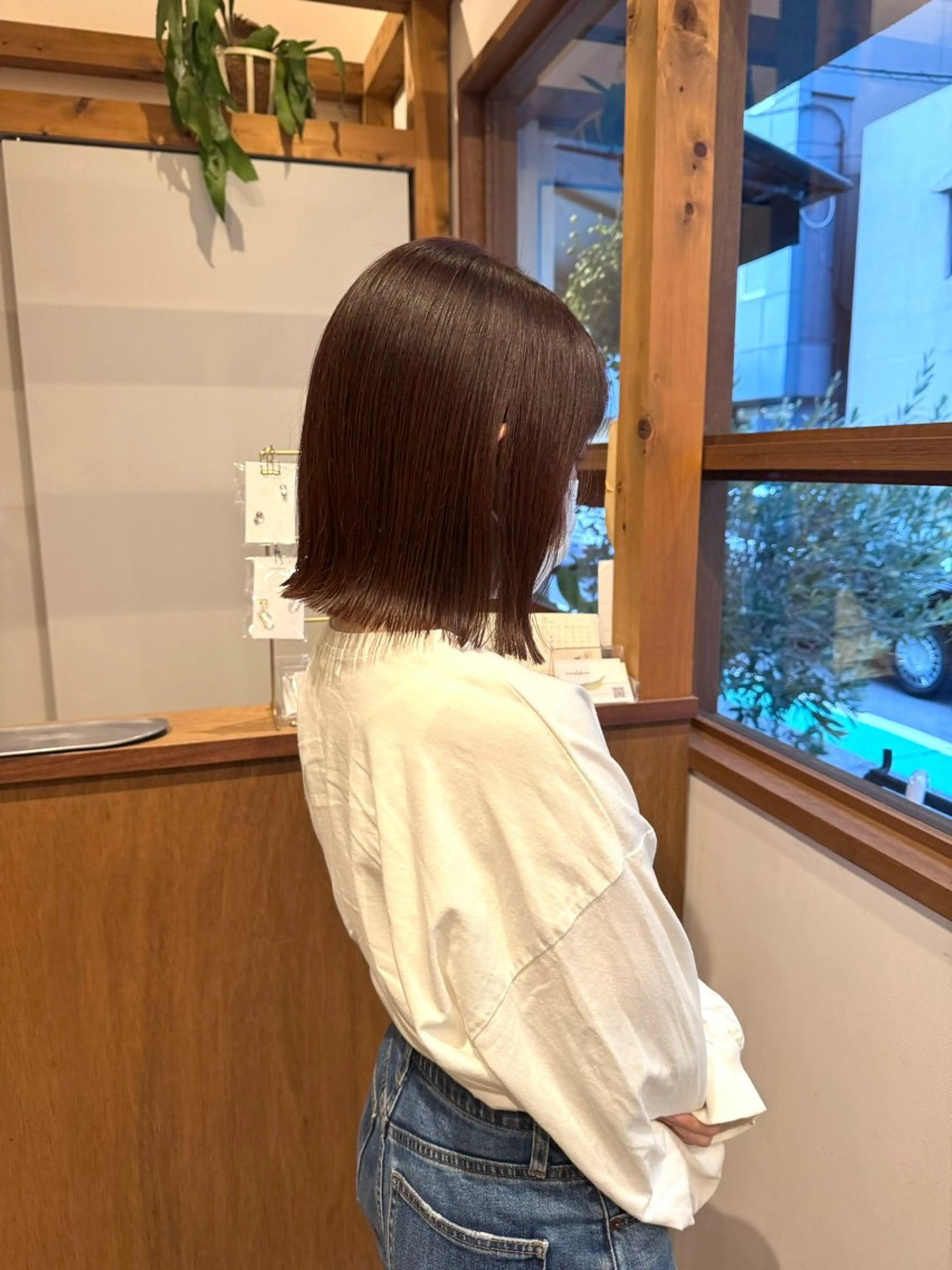 ショート カラー ブラウンカラー ピンクカラー ピンクブラウン カット ヘアカラー トリートメント ENIF　大島 芽生のヘアスタイル