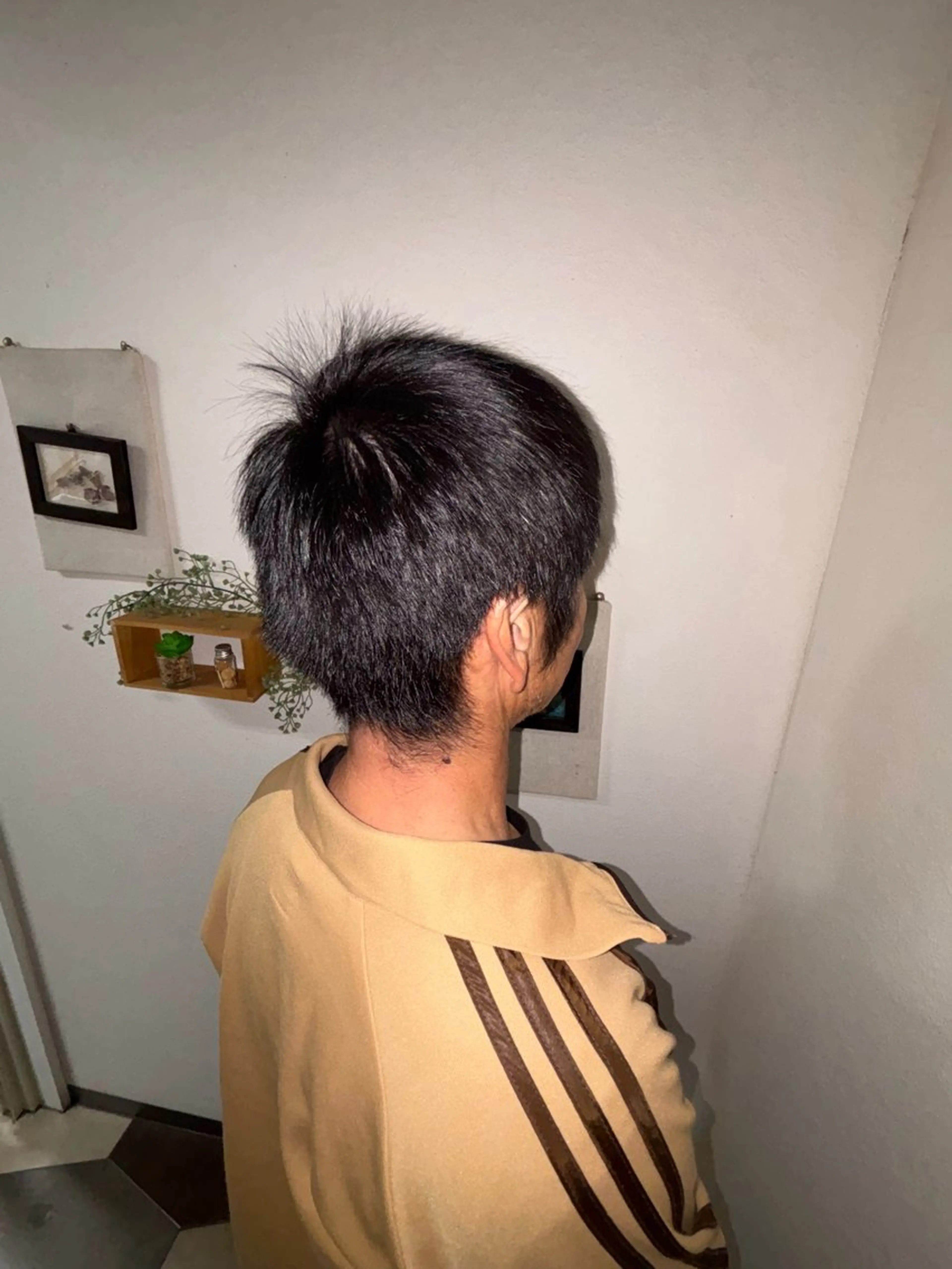 カラー メンズ 吉荒 璃子のヘアスタイル