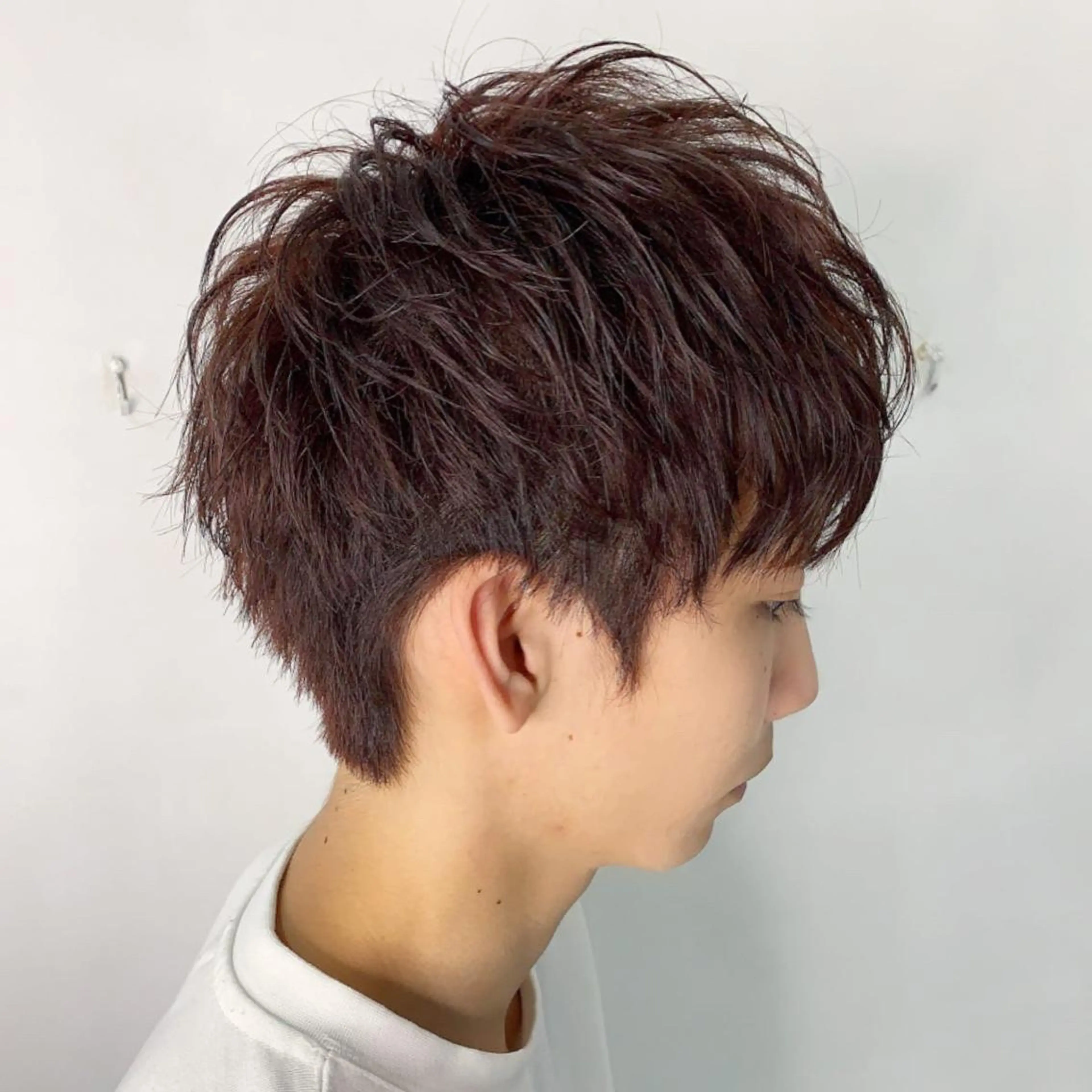 ショート カラー パーマ メンズ カシス レッドカラー メンズ特化👨 細谷碧海のヘアスタイル