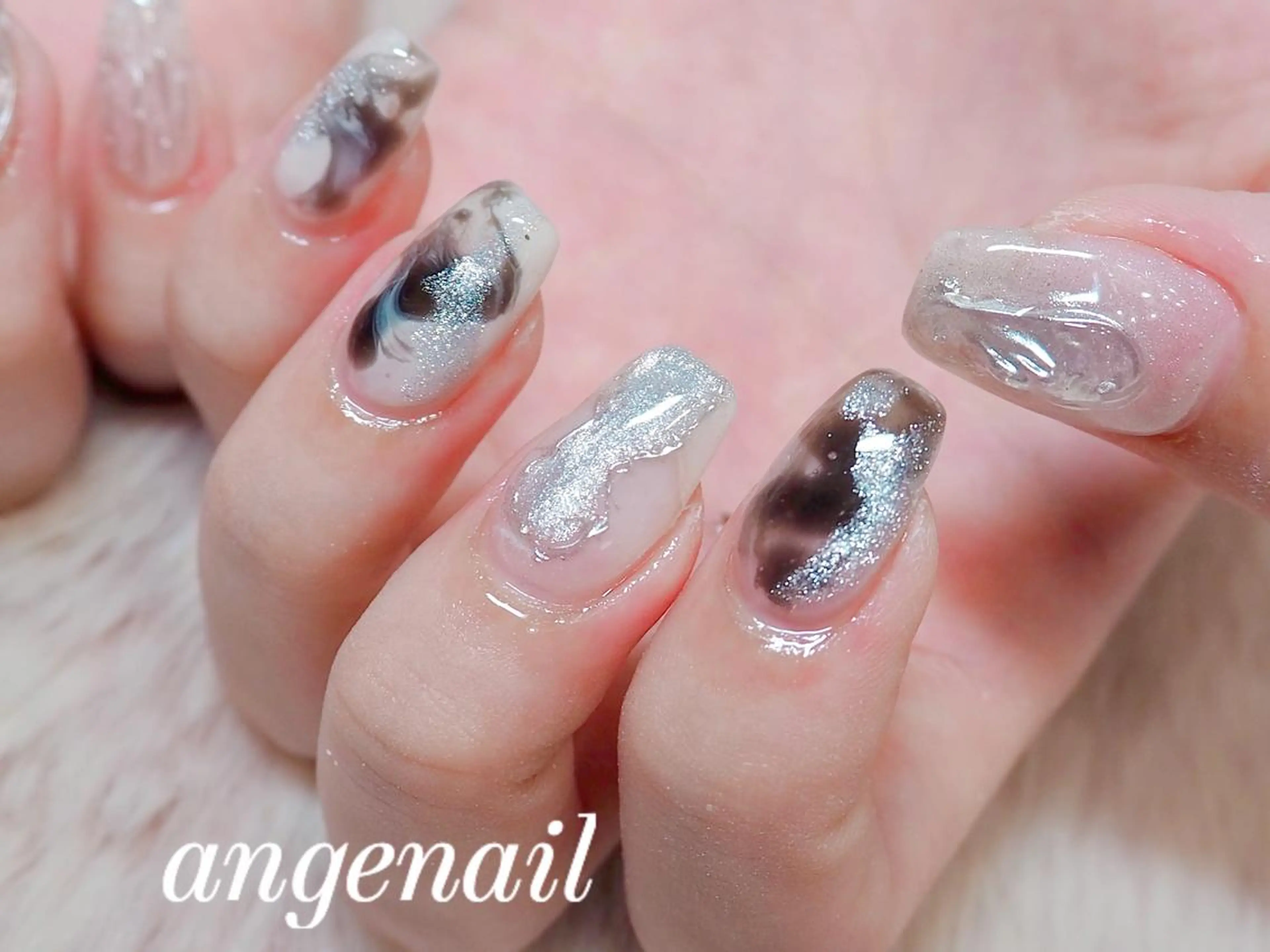 ネイル ハンドネイル オーナーネイリスト MAKIのネイルデザイン