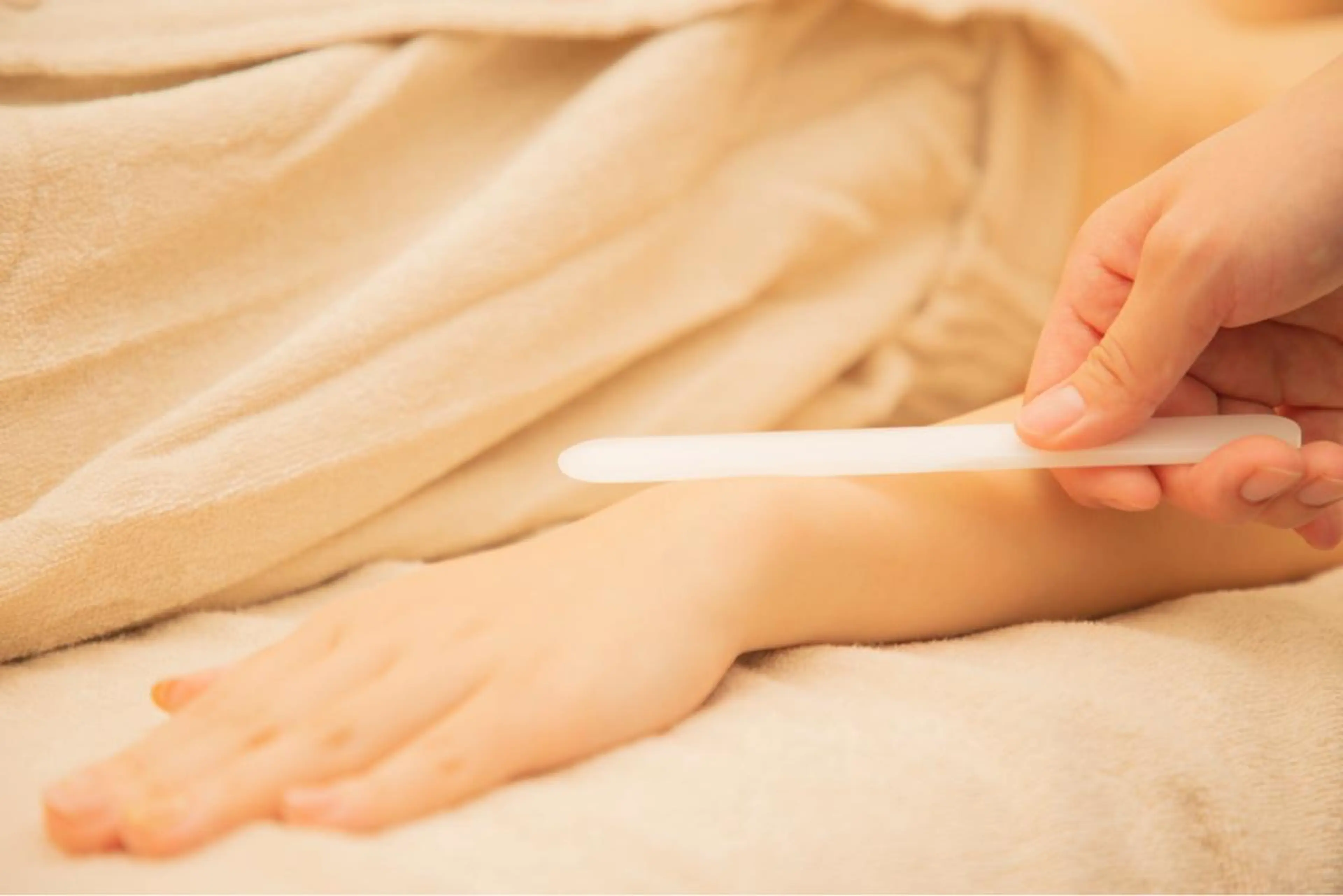 女性も男性も視線が気になる指の毛、指の甲、足の指、足の甲まとめて綺麗に🖐🦶✨　何度でも1回500円の写真