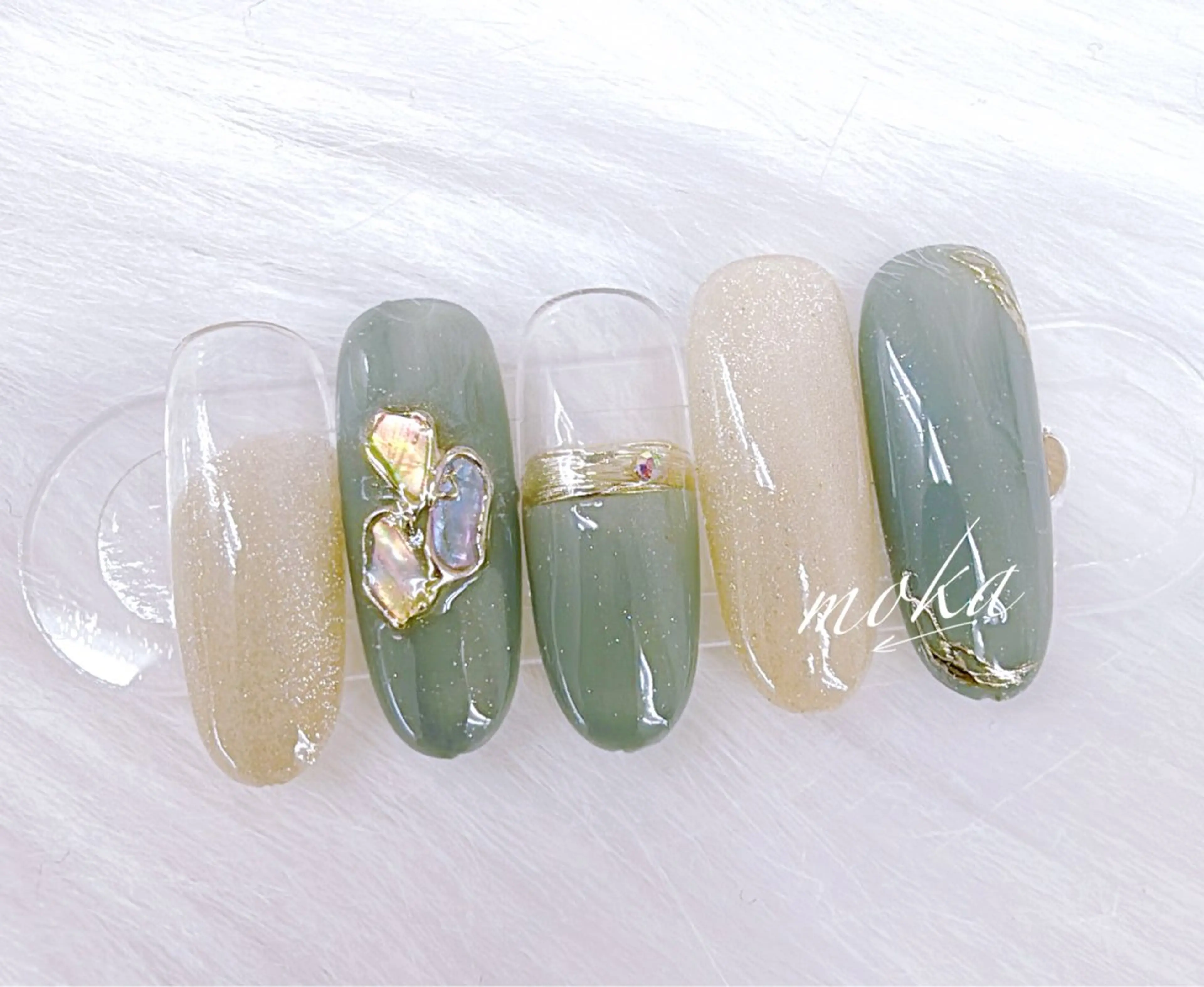 ネイル ハンドネイル ハンドケア 胡蝶蘭レディースサロ ンNailMOKAのネイルデザイン