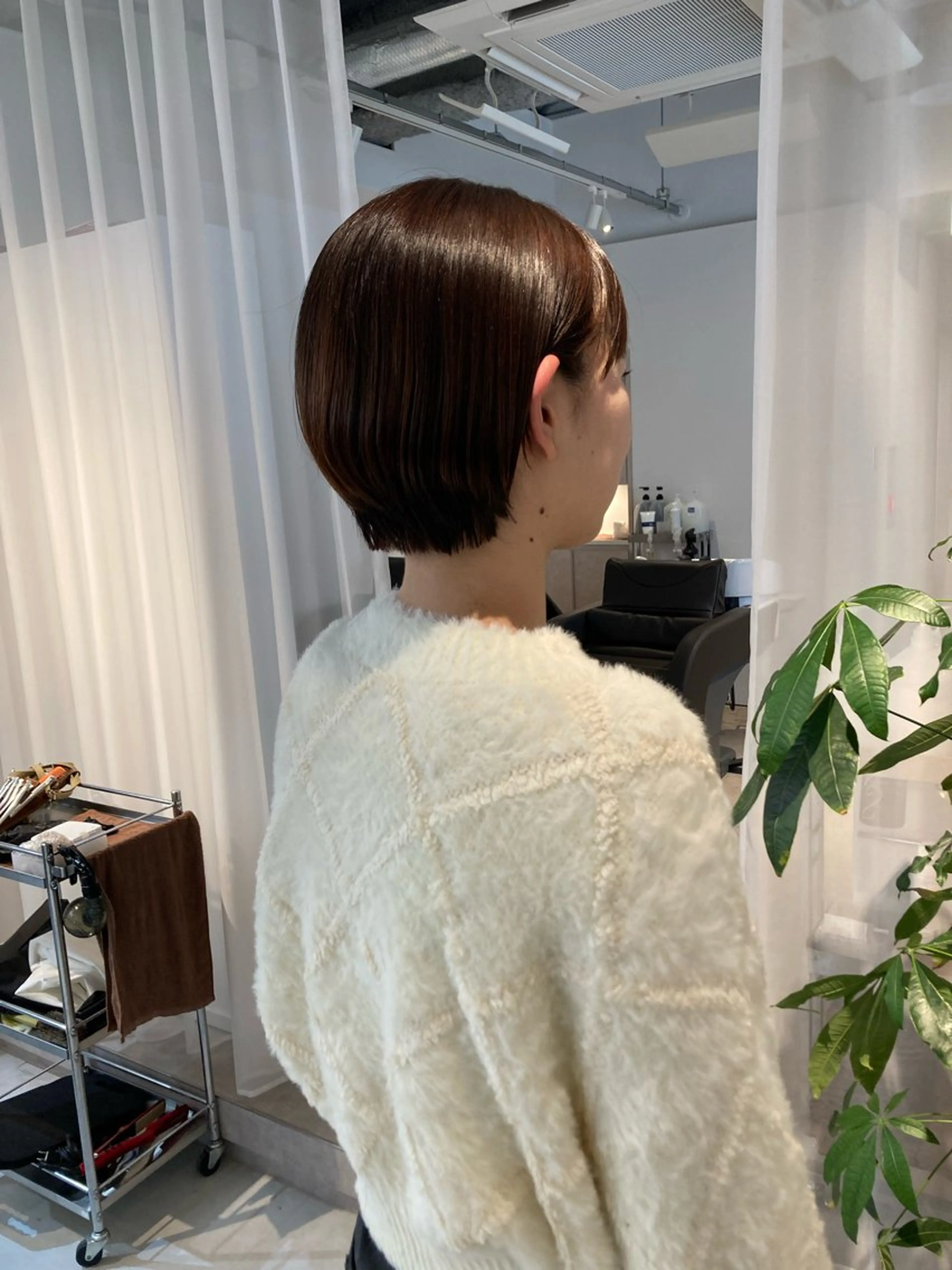 ショート ✨色持ちの良い艶 カラー✨蟹江真世のヘアスタイル