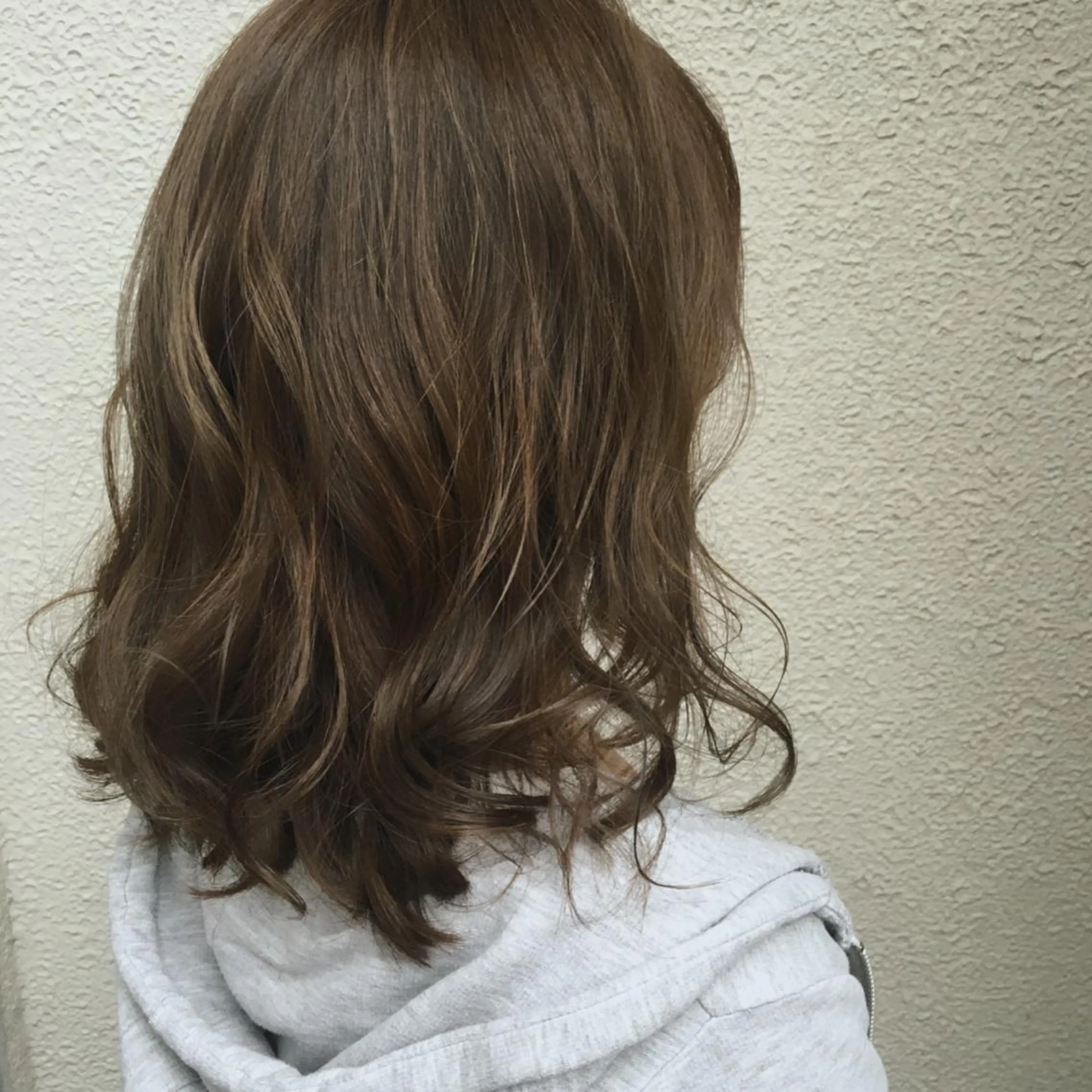 セミロング カラー ラブーケ中川中島店 クラタチカコのヘアスタイル