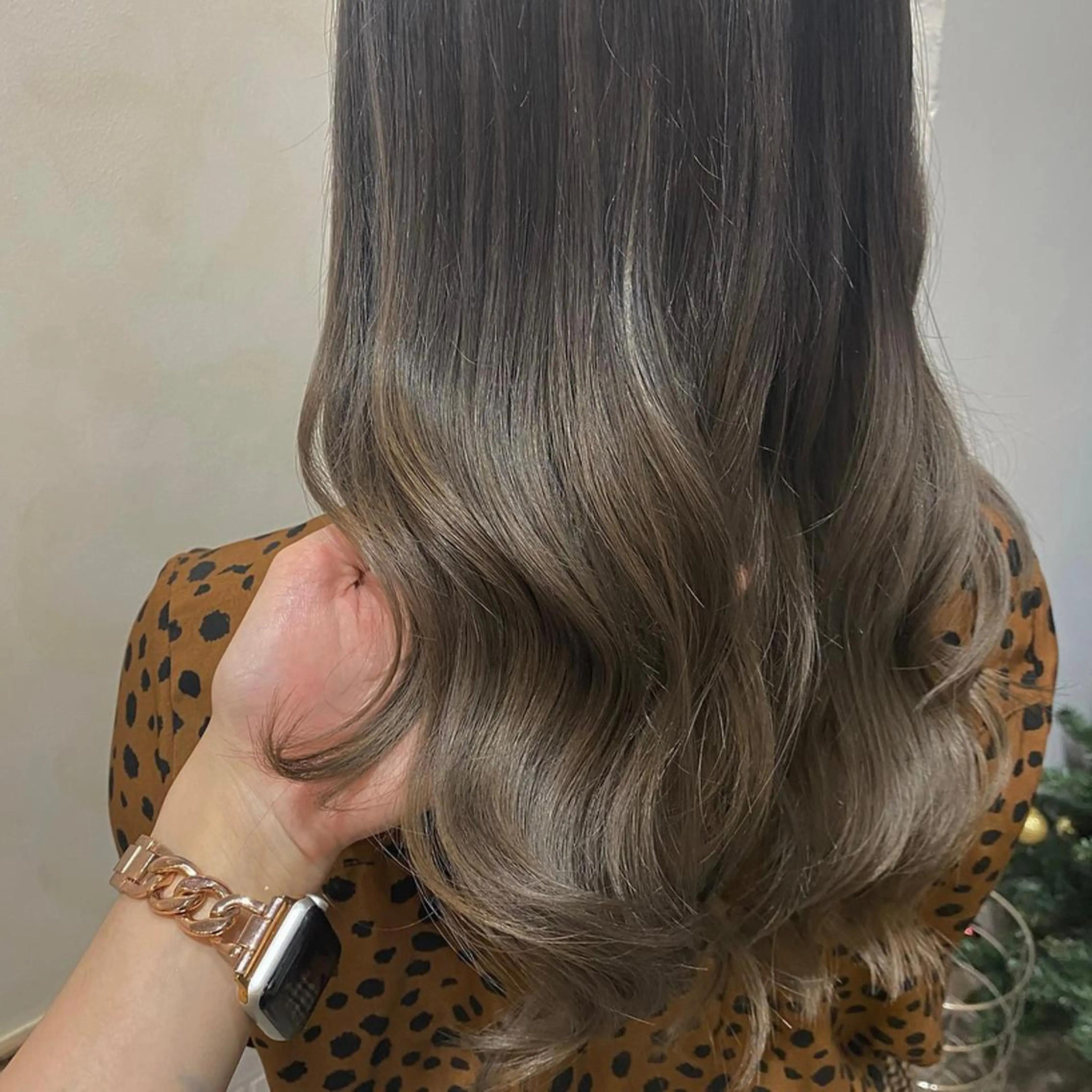 セミロング カラー ブリーチ ケアブリーチ ダブルカラー ハイライトカラー イルミナカラー ✂︎透明感カラー特化 /日和優真✂︎のヘアスタイル