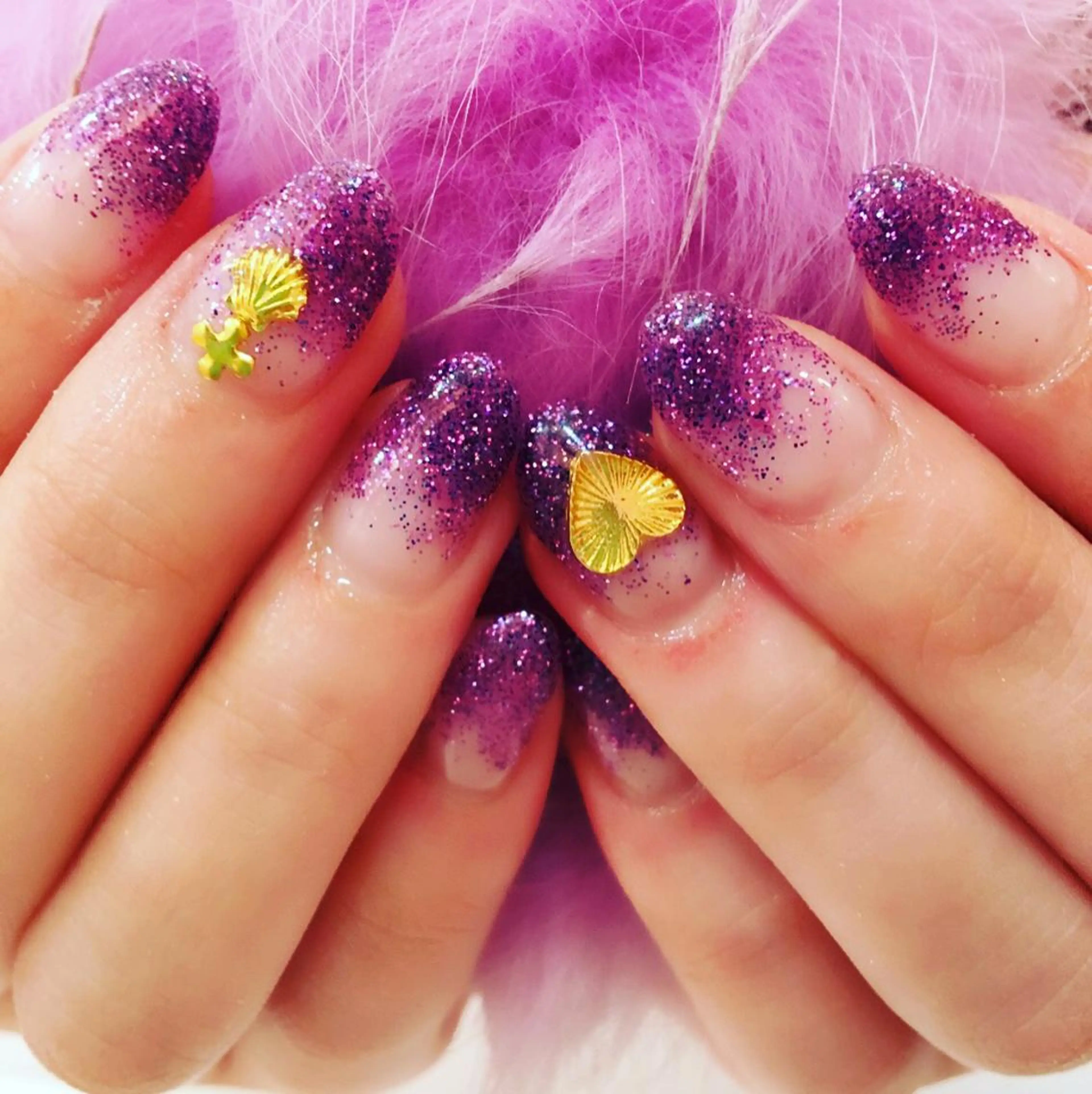 ネイル アートネイル フットネイル 卒業式 ラメ(グリッター) ラメグラデーション NAILSGOGO shibuyaのネイルデザイン