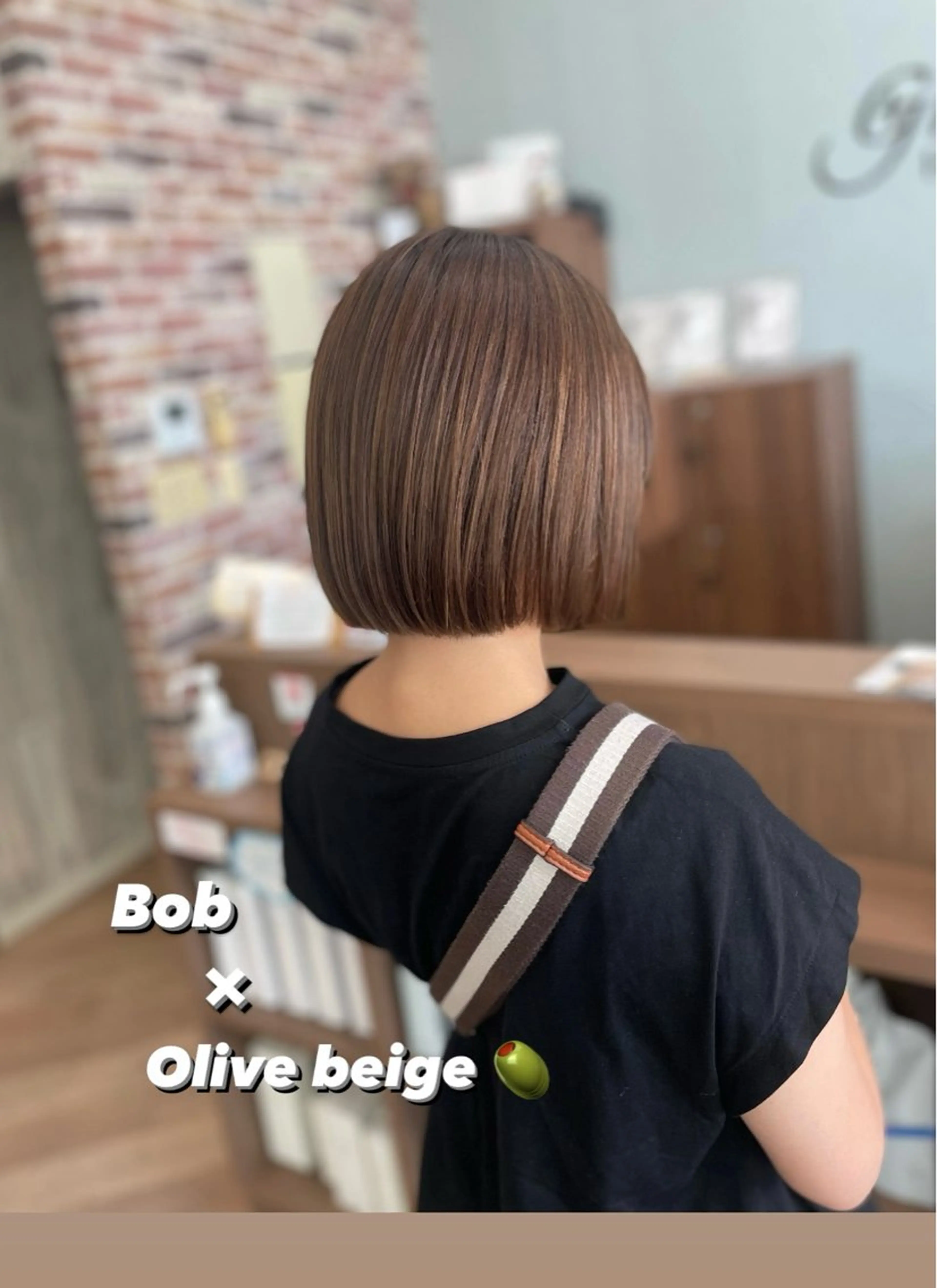 ショート ボブ シミズ カエデ🍁のヘアスタイル