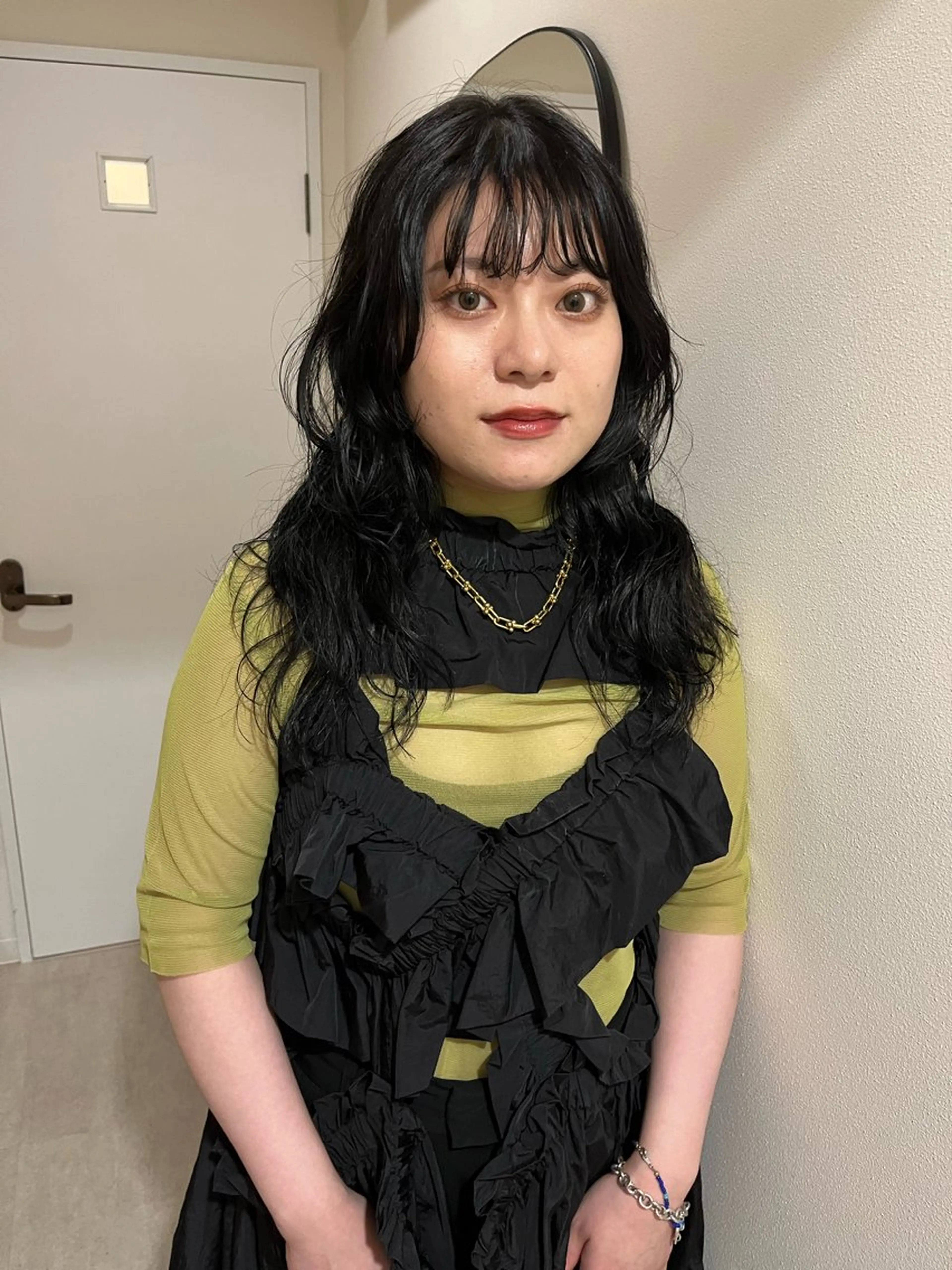 セミロング カラー パーマ セミロングパーマ ニュアンスパーマ GO TODAY シェアサロン 表参道Flos店所属・nishi fuyumiのヘアスタイル