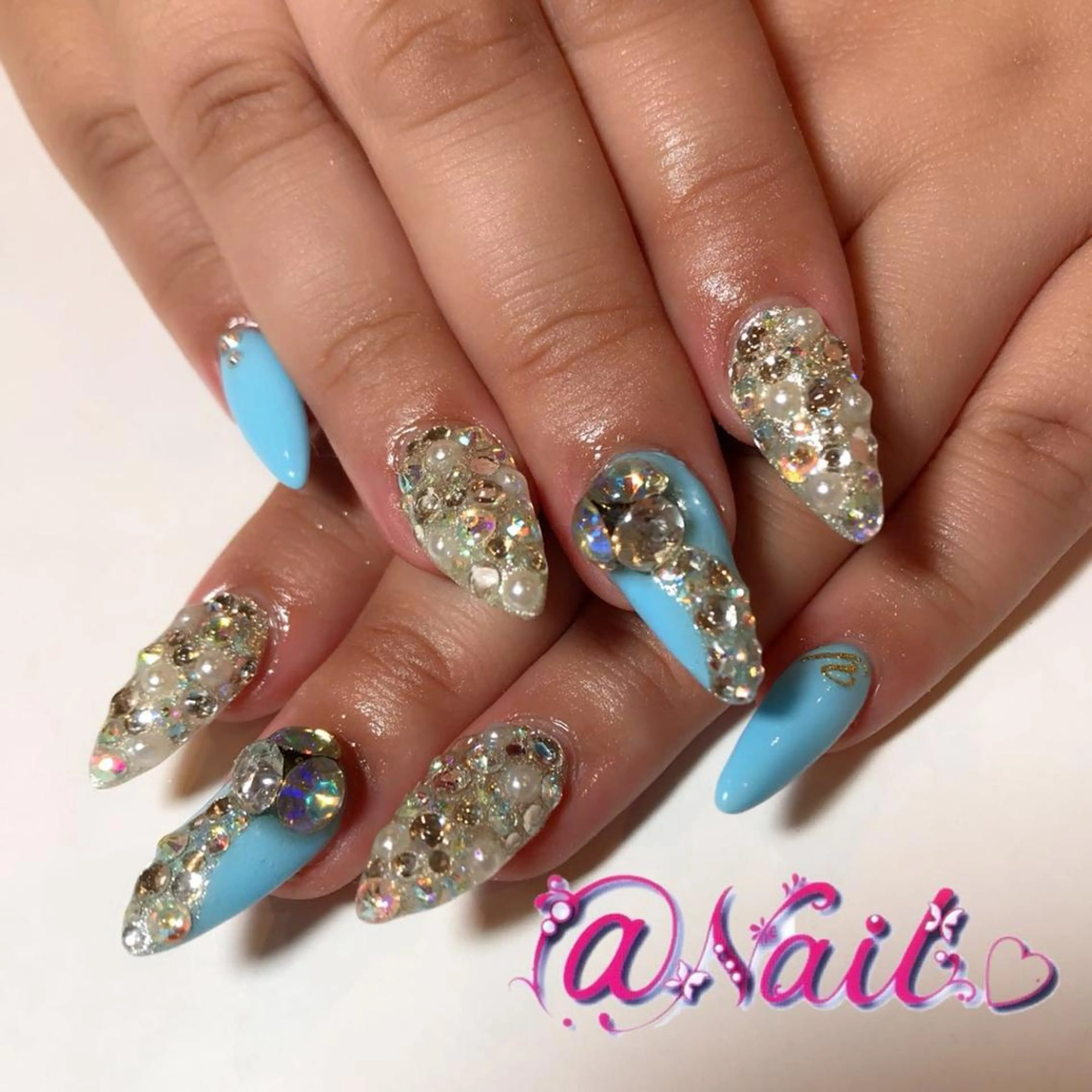 ネイル 小尾 栞のネイルデザイン